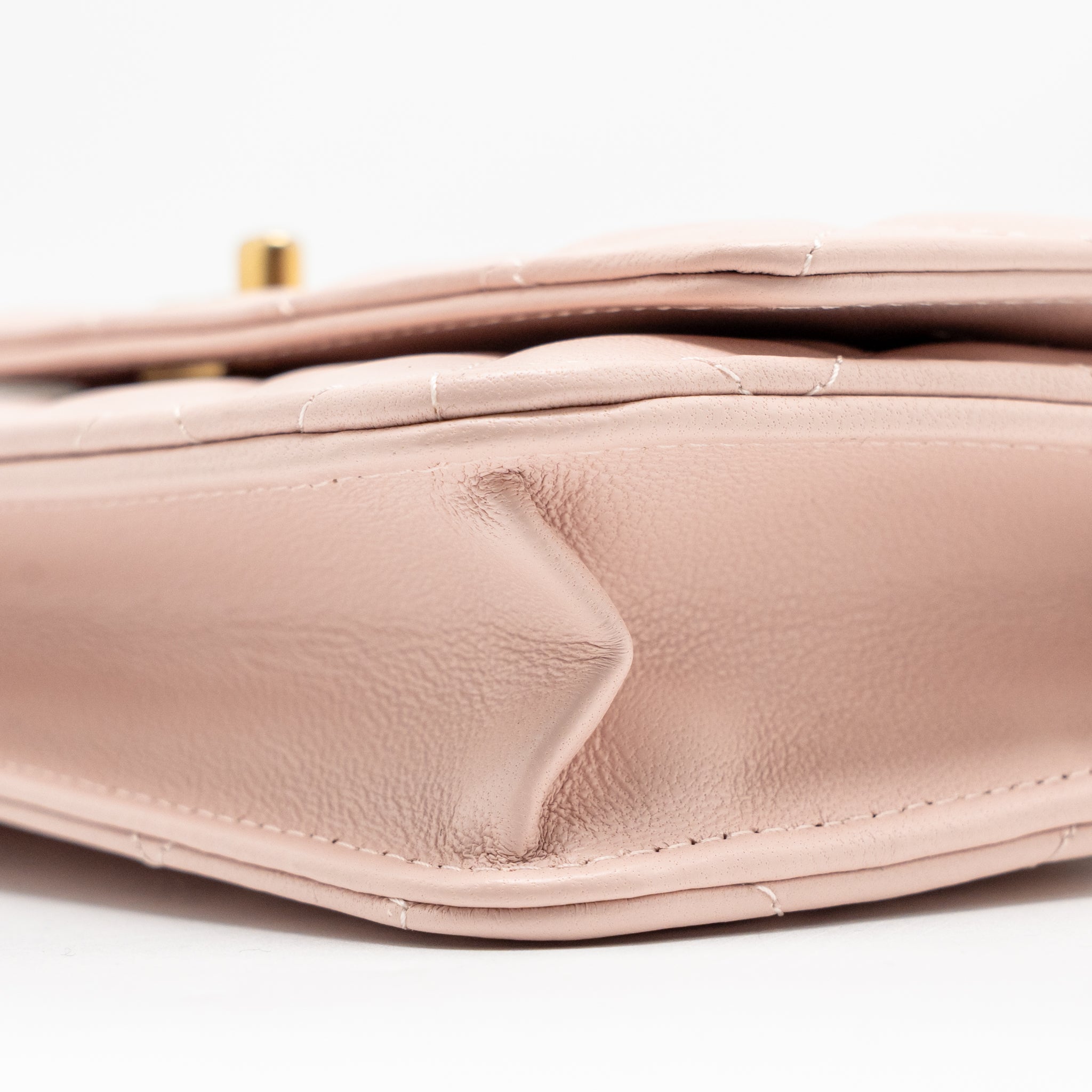 CHANEL PEARL CRUSH WALLET ON CHAIN LAMBSKIN LIGHT PINK GHW (MICROCHIP)