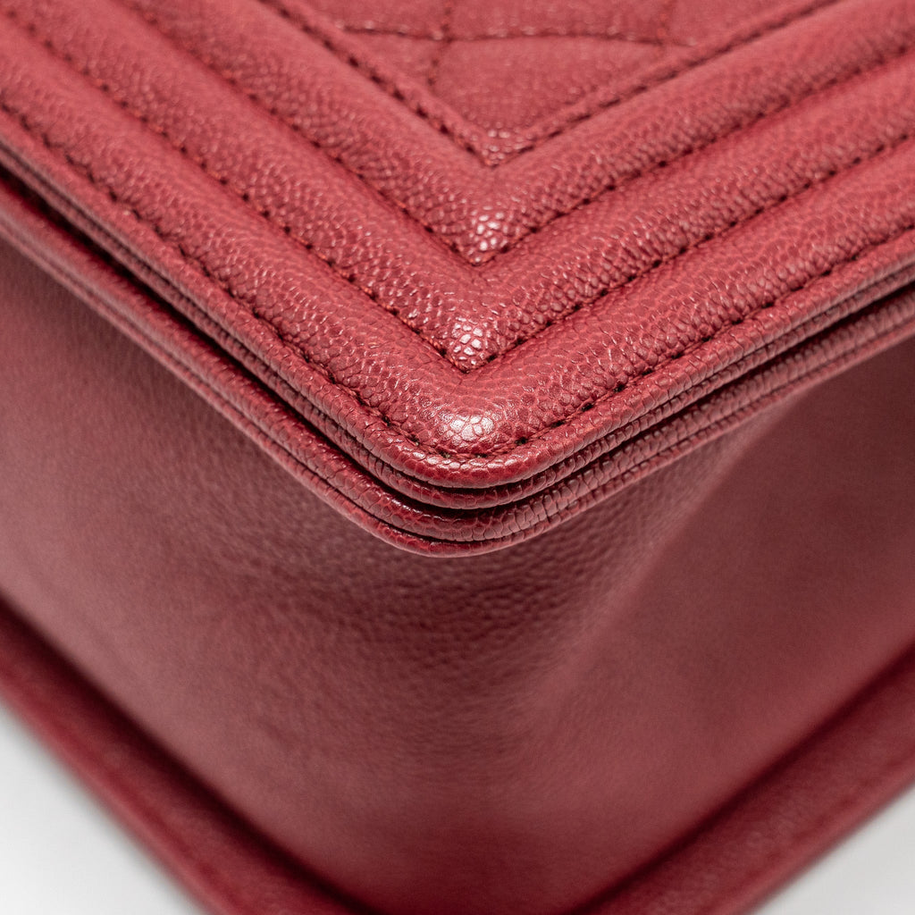 CHANEL MEDIUM BOY BAG CAVIAR RED GHW