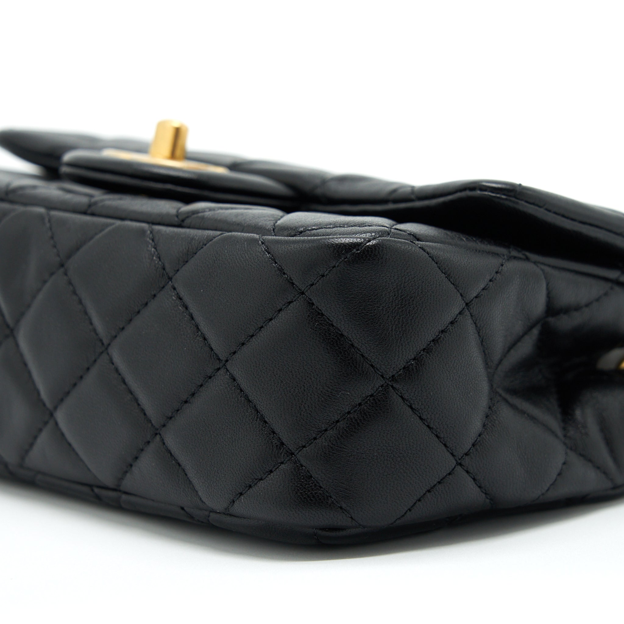 CHANEL 22S PEARL CRUSH MINI RECTANGULAR FLAP BAG LAMBSKIN BLACK GHW (MICROCHIP)