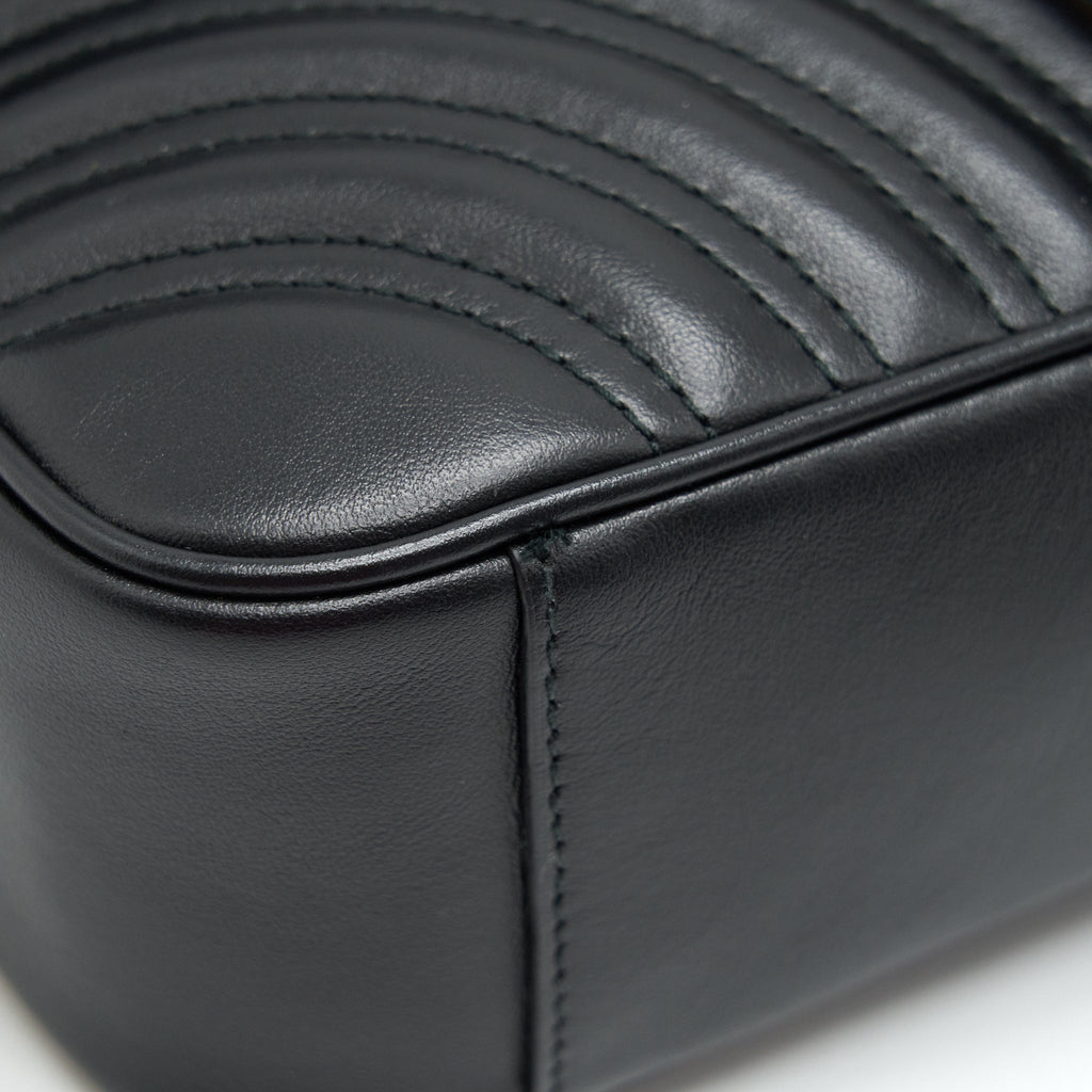 GUCCI GG MARMONT SHOULDER BAG 26CM BLACK WITH GHW