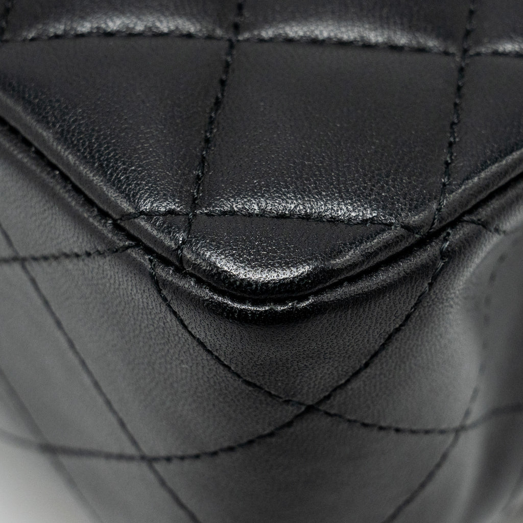 CHANEL  MEDIUM CLASSIC DOUBLE  FLAP BAG LAMBSKIN BLACK GHW