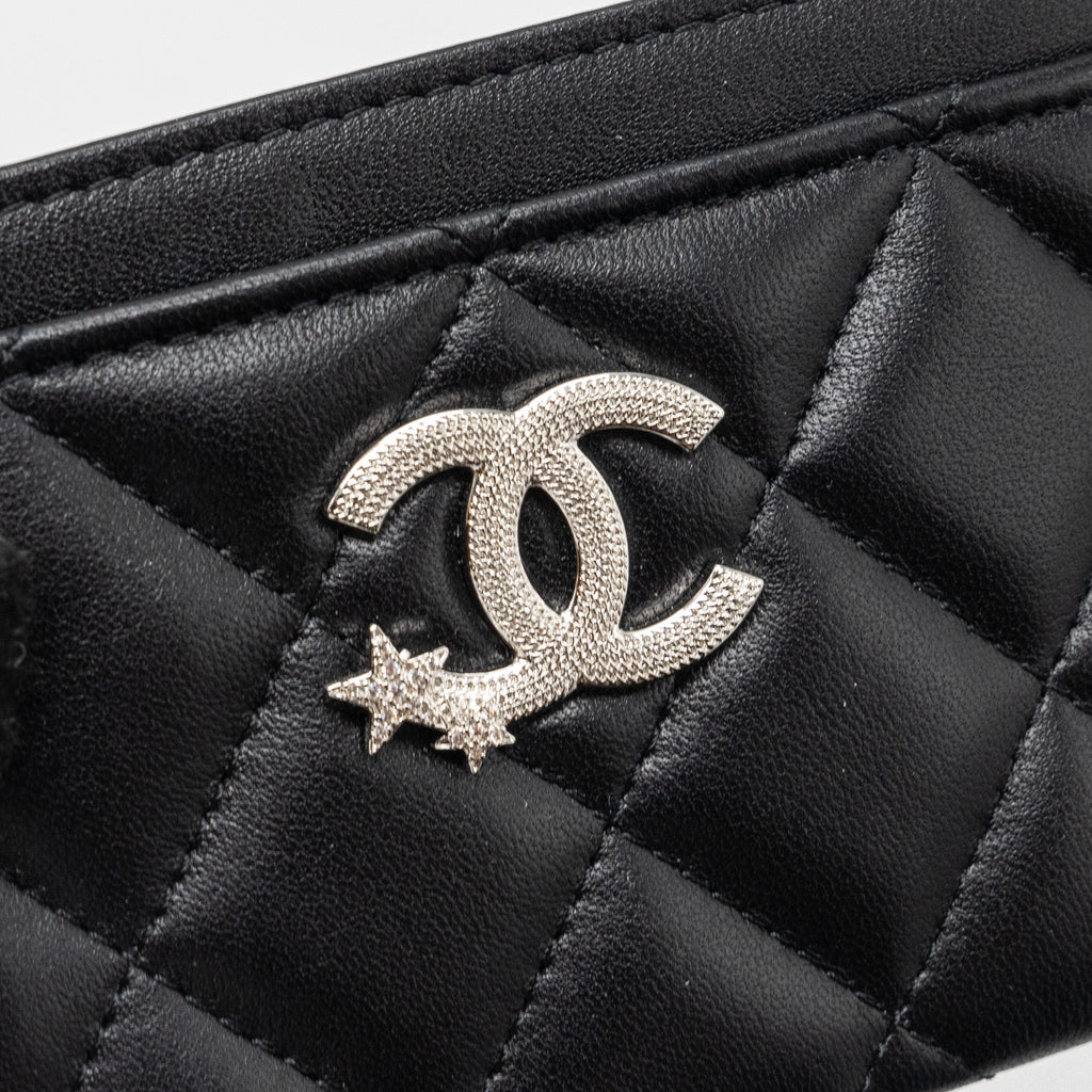 CHANEL CLASSIC QUILTED CARD HOLDER WITH LIMITED CC LOGO LAMBSKIN BLACK SHW (MICROCHIP)