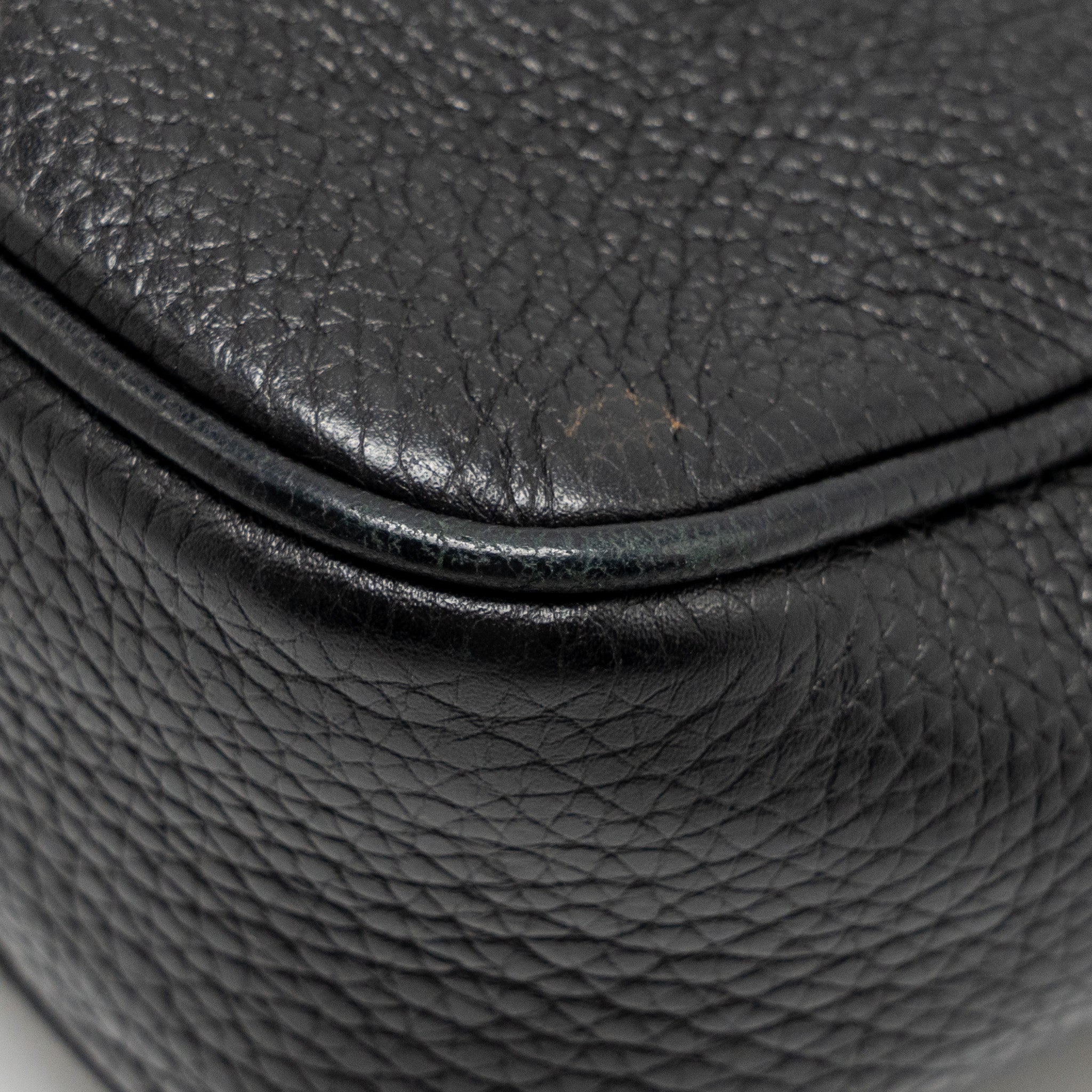 GUCCI SOHO DISCO CAMERA CROSSBODY BAG CALFSKIN BLACK LGHW
