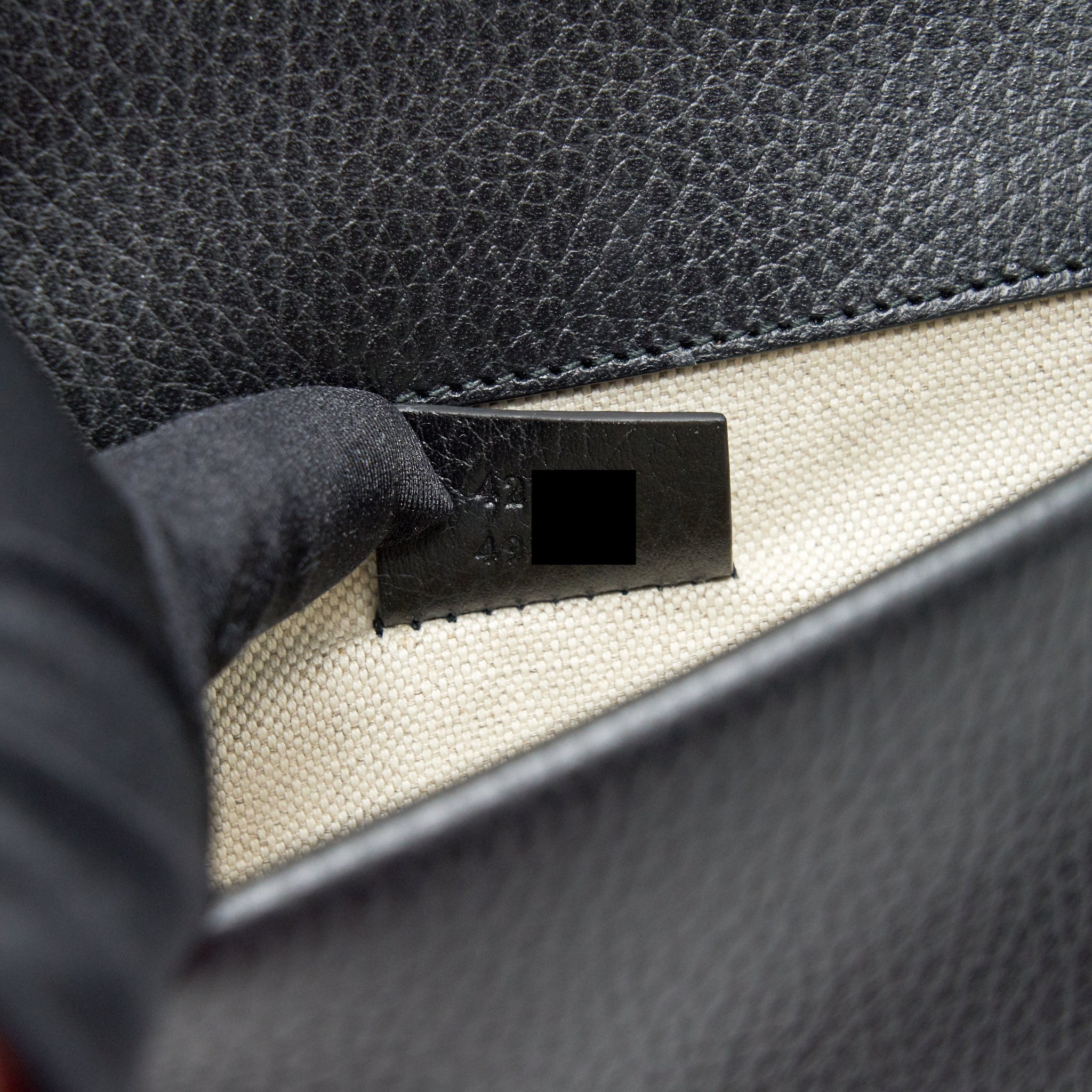 GUCCI BLACK LEATHER DIONYSUS MINI BAG WITH SHW