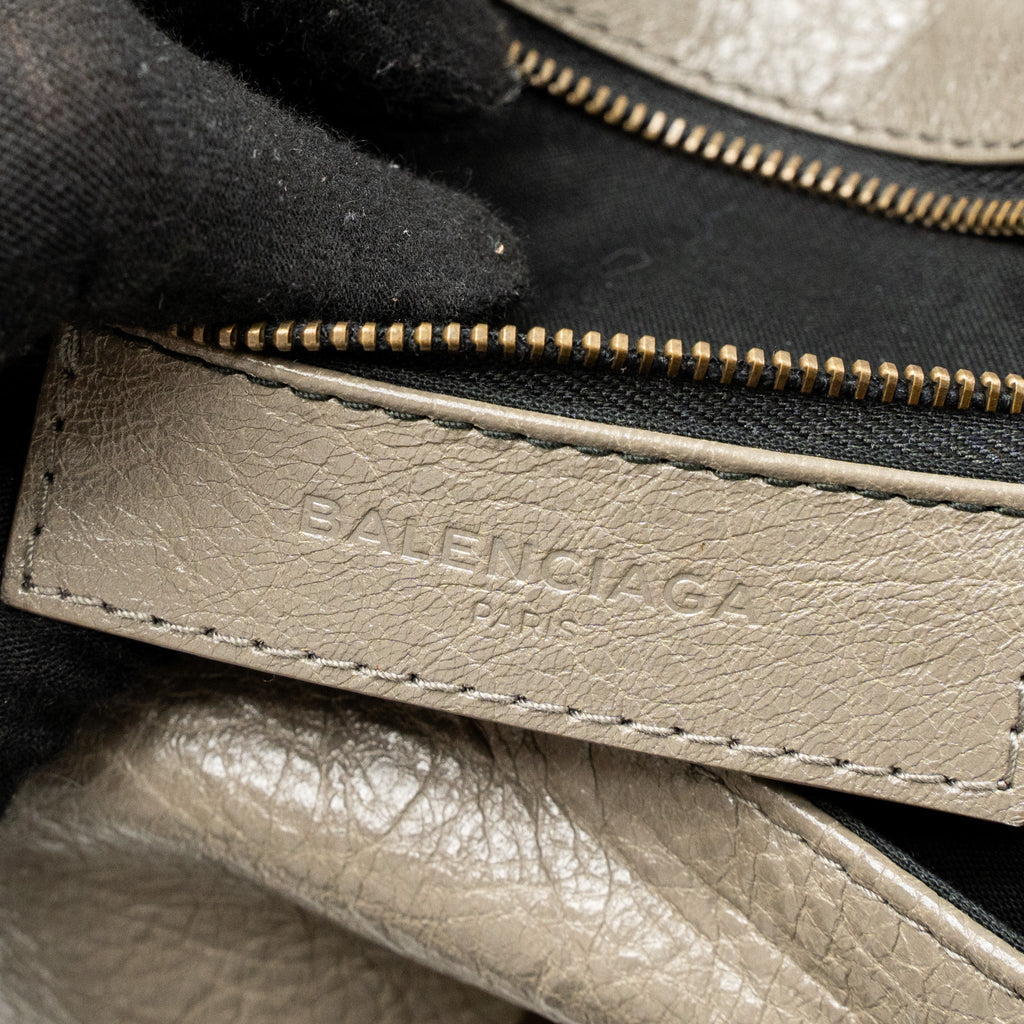 BALENCIAGA CITY FOLD CLUTCH/SHOULDER BAG LEATHER GREY RUTHENIUM HARDWARE
