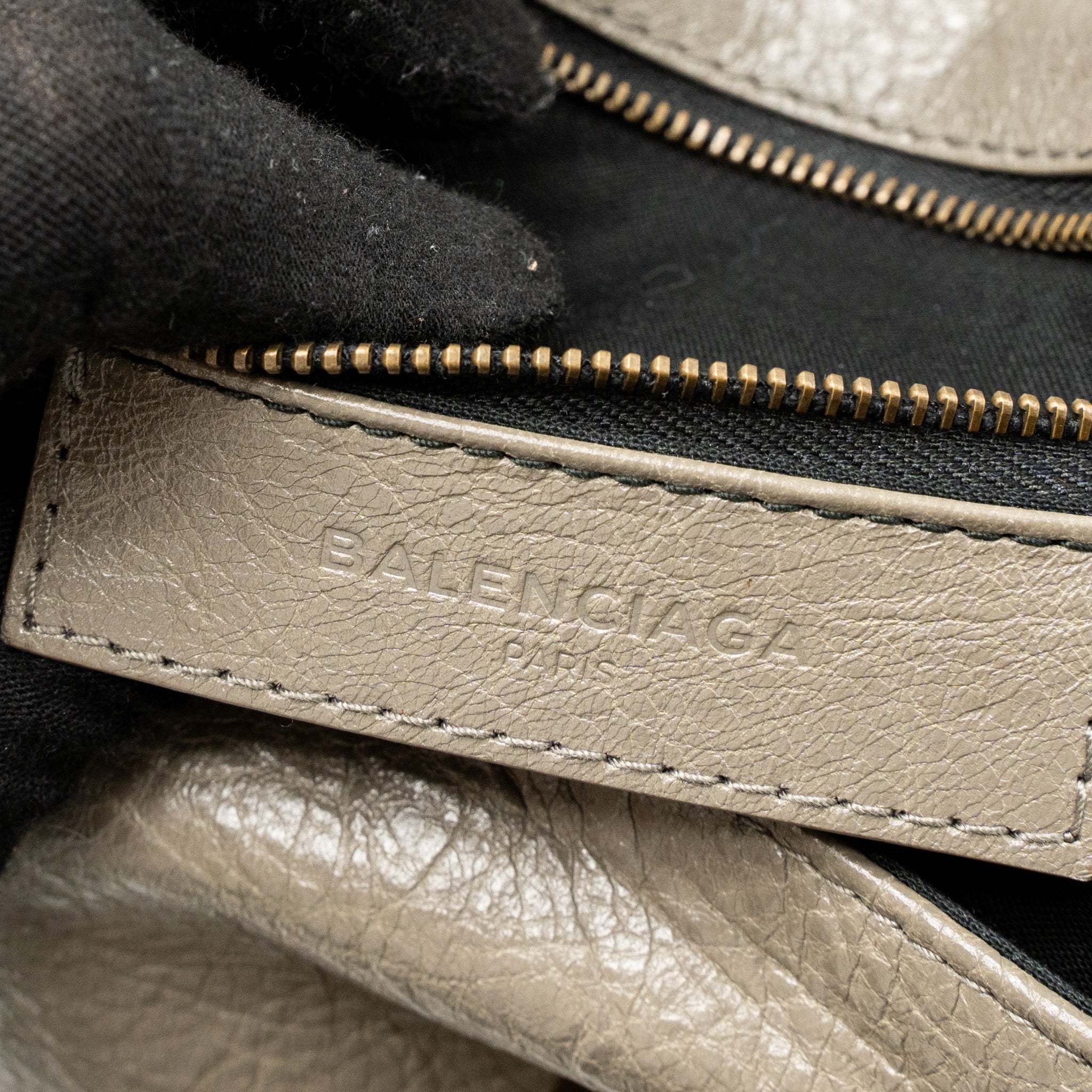 BALENCIAGA CITY FOLD CLUTCH/SHOULDER BAG LEATHER GREY RUTHENIUM HARDWARE