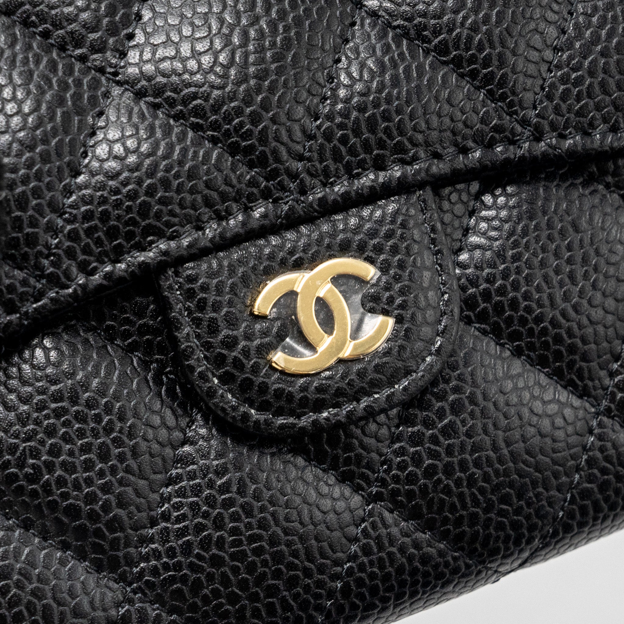 CHANEL CLASSIC SMALL COMPACT WALLET CAVIAR BLACK GHW (MICROCHIP)