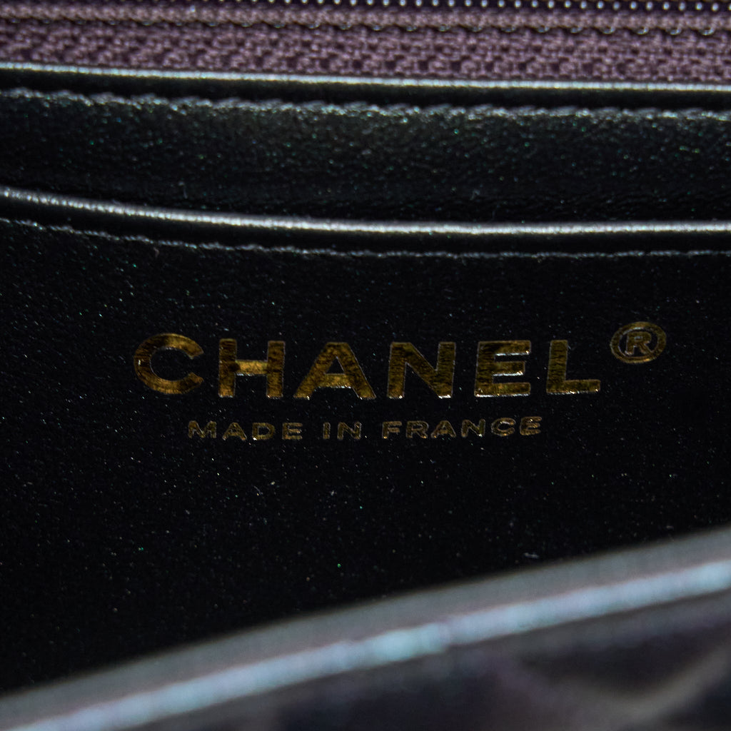 CHANEL 22B MINI SQUARE PEARLY LAMBSKIN BLACK LGHW (MICROCHIP)