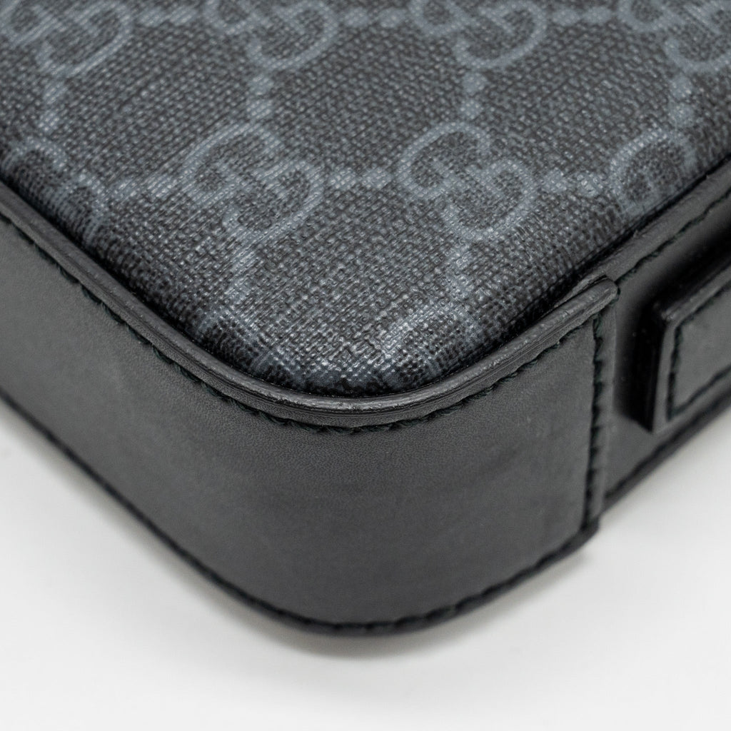 GUCCI POUCH GG SUPREME CANVAS BLACK SHW