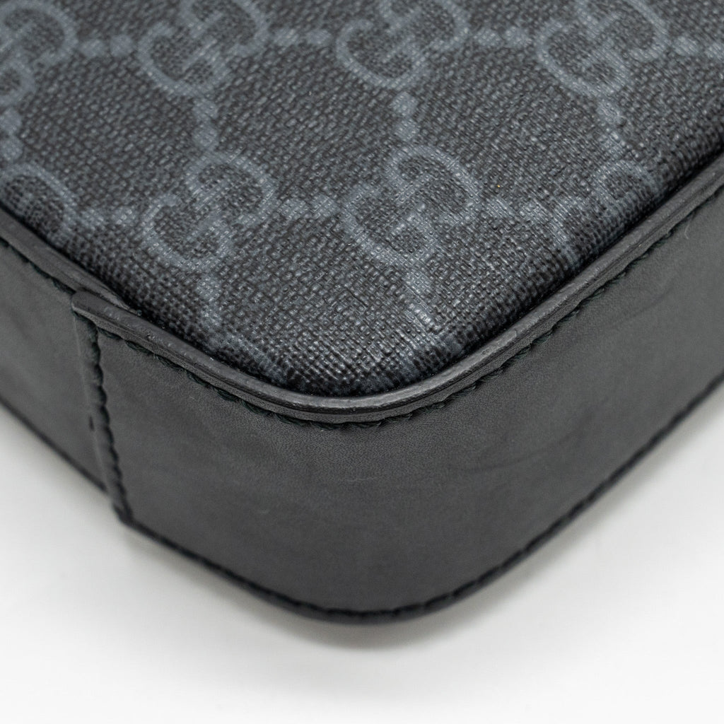 GUCCI POUCH GG SUPREME CANVAS BLACK SHW