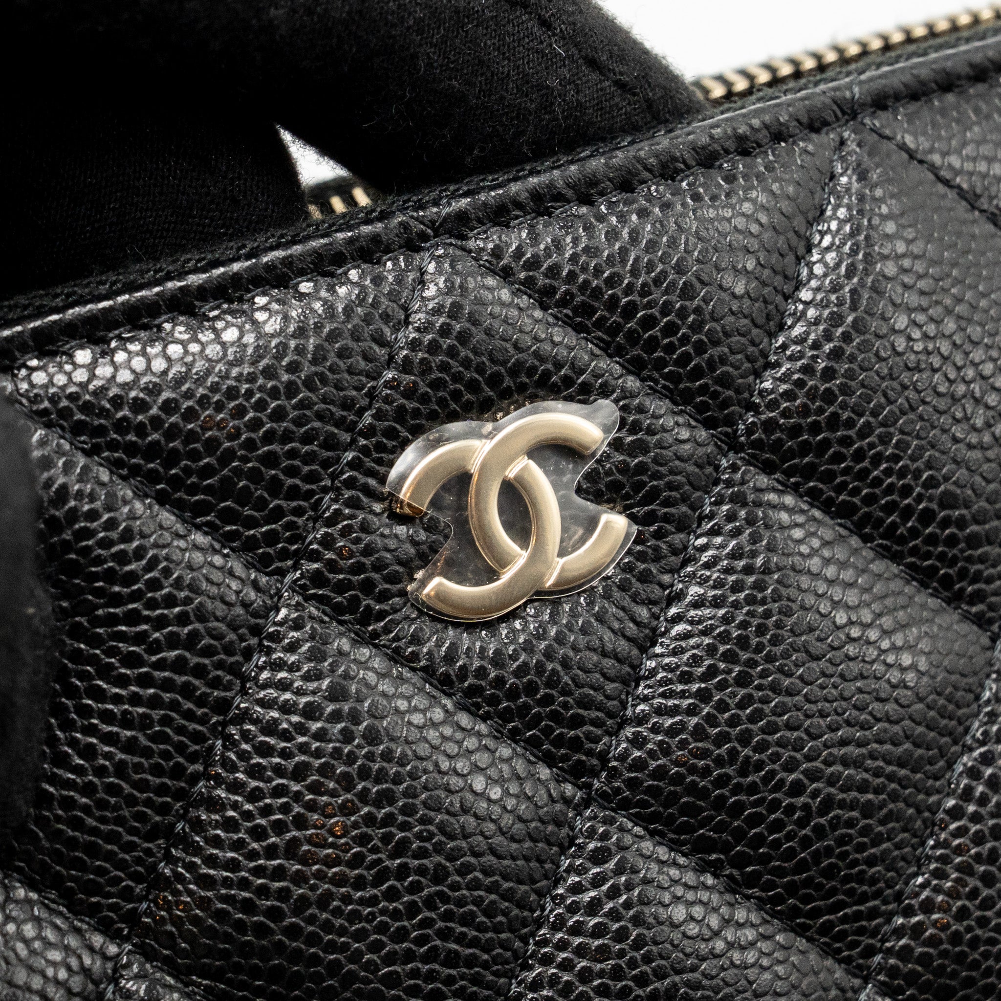 CHANEL 25A CLUTCH WITH CHAIN BAG CAVIAR BLACK LGHW