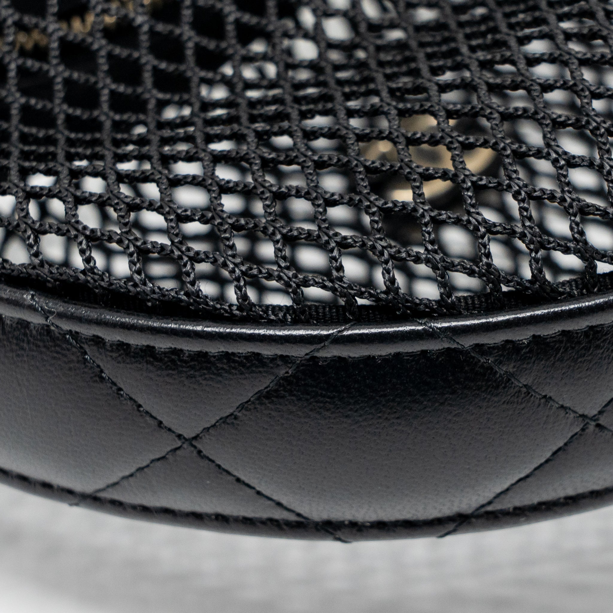 CHANEL 25S HALF MOON CLUTCH MESH/ LAMBSKIN BLACK LGHW (MICROCHIP)