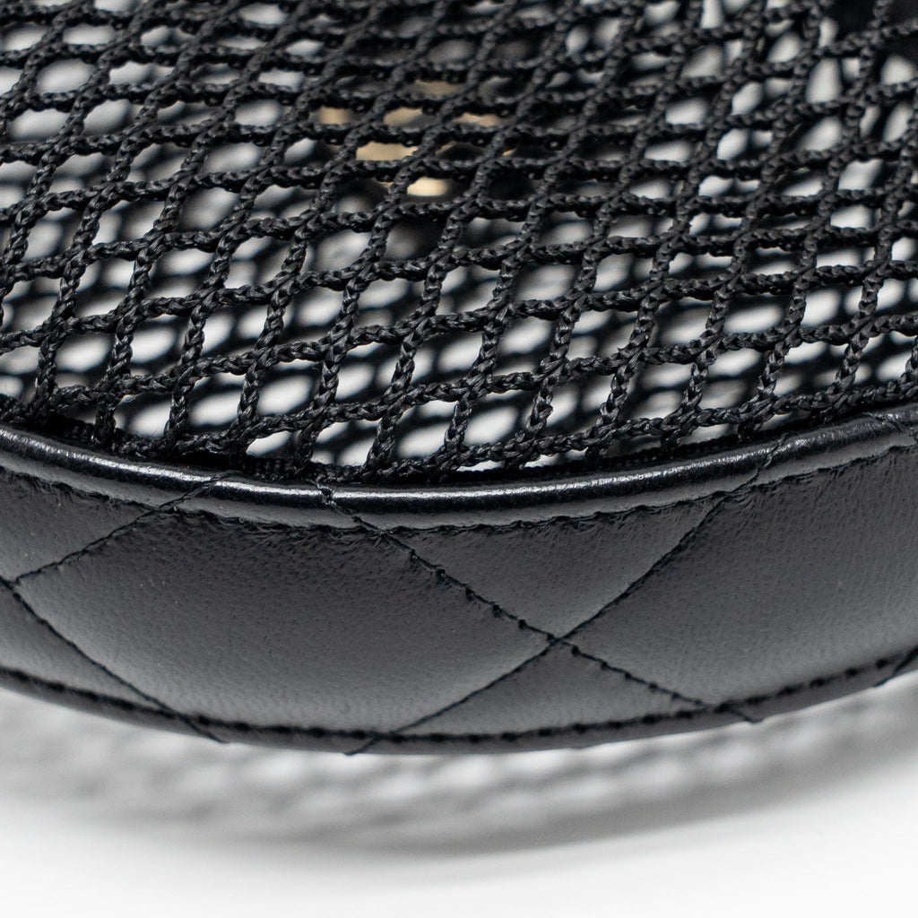 CHANEL 25S HALF MOON CLUTCH MESH/ LAMBSKIN BLACK LGHW (MICROCHIP)