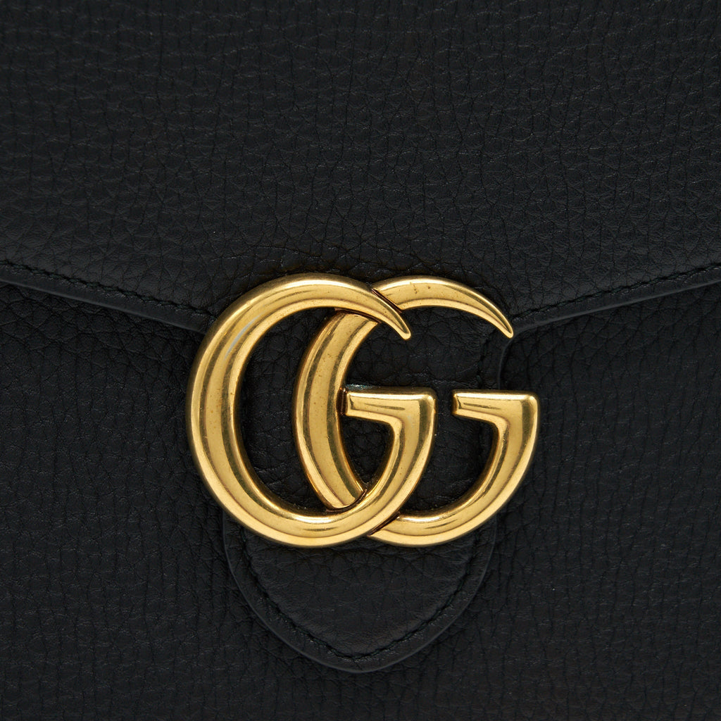 GUCCI GRAINED CALFSKIN GG LOGO WALLET ON CHAIN WITH GHW