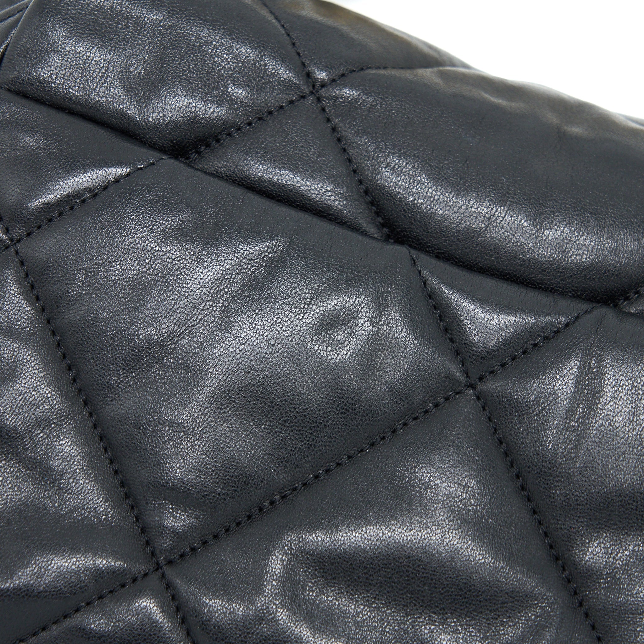 CHANEL SMALL 19 BAG GOATSKIN BLACK MULTICOLOUR HARDWARE