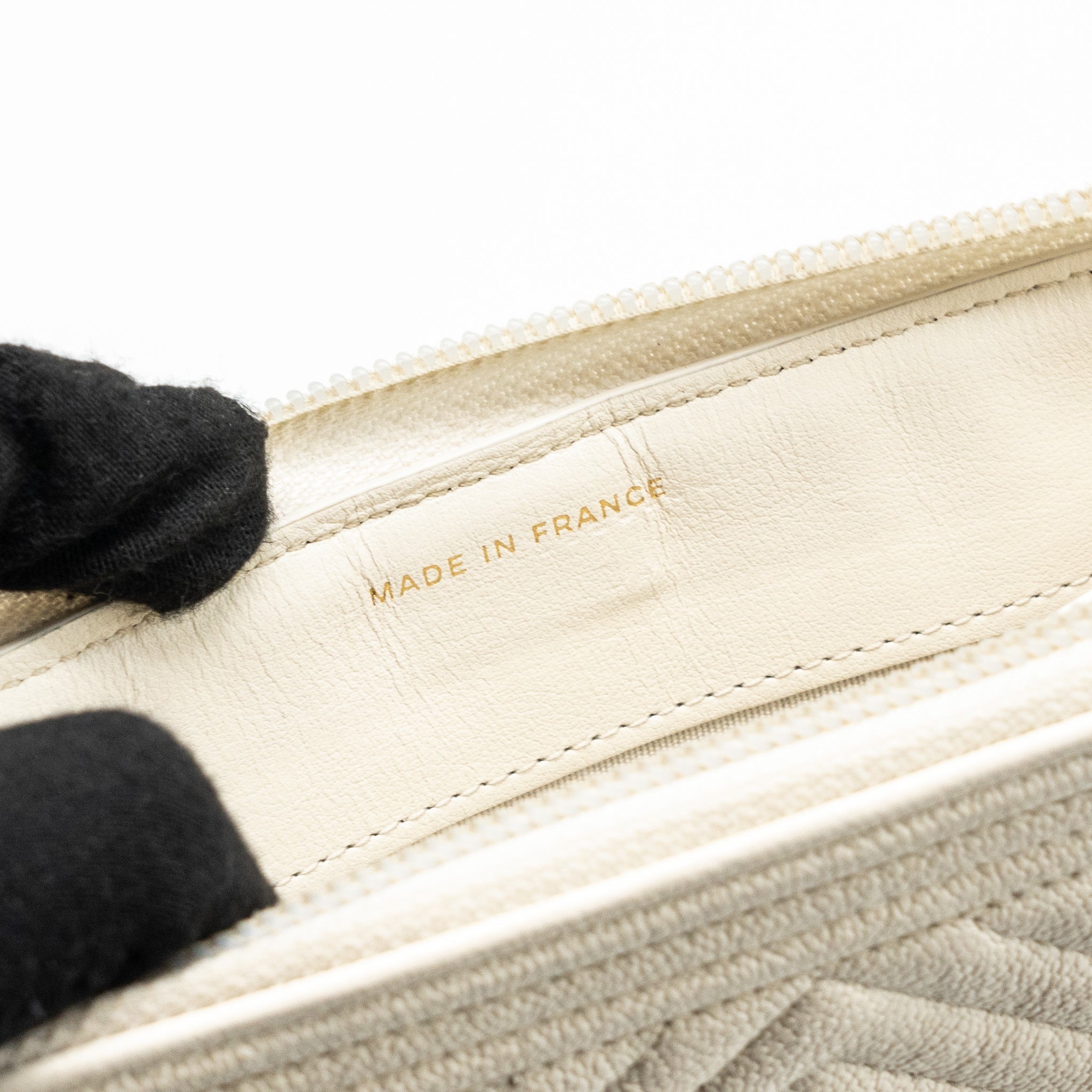 CHANEL BOY ZIPPER LONG WALLET CAVIAR WHITE LGHW