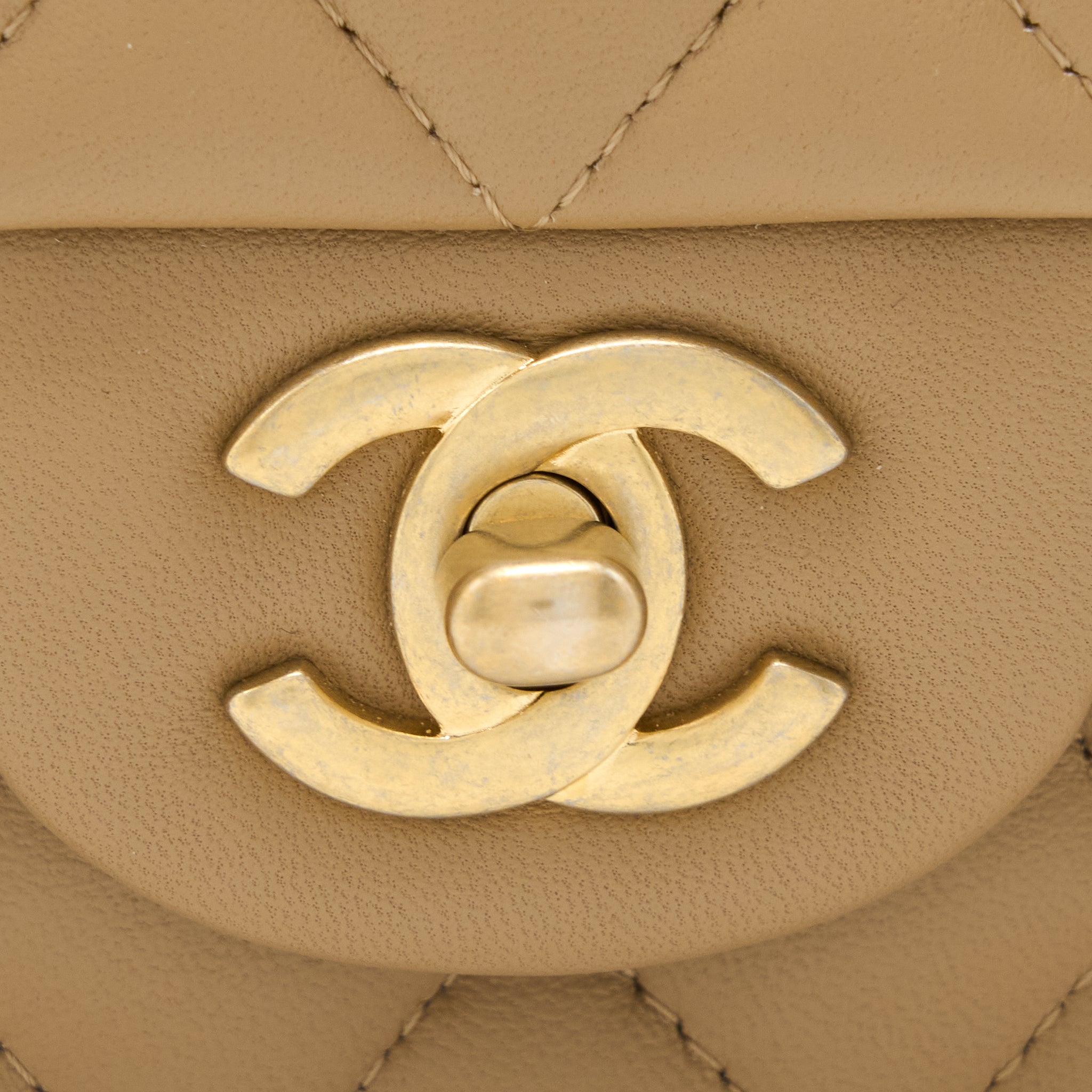 CHANEL 22B DETAIL TOP HANDLE MINI RECTANGULAR LAMBSKIN NJ528 DARK BEIGE BRUSHED GHW