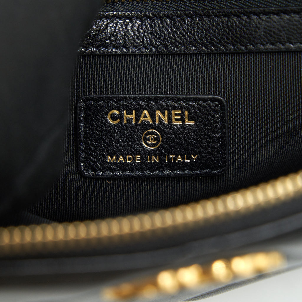 CHANEL 19 POUCH BLACK GHW