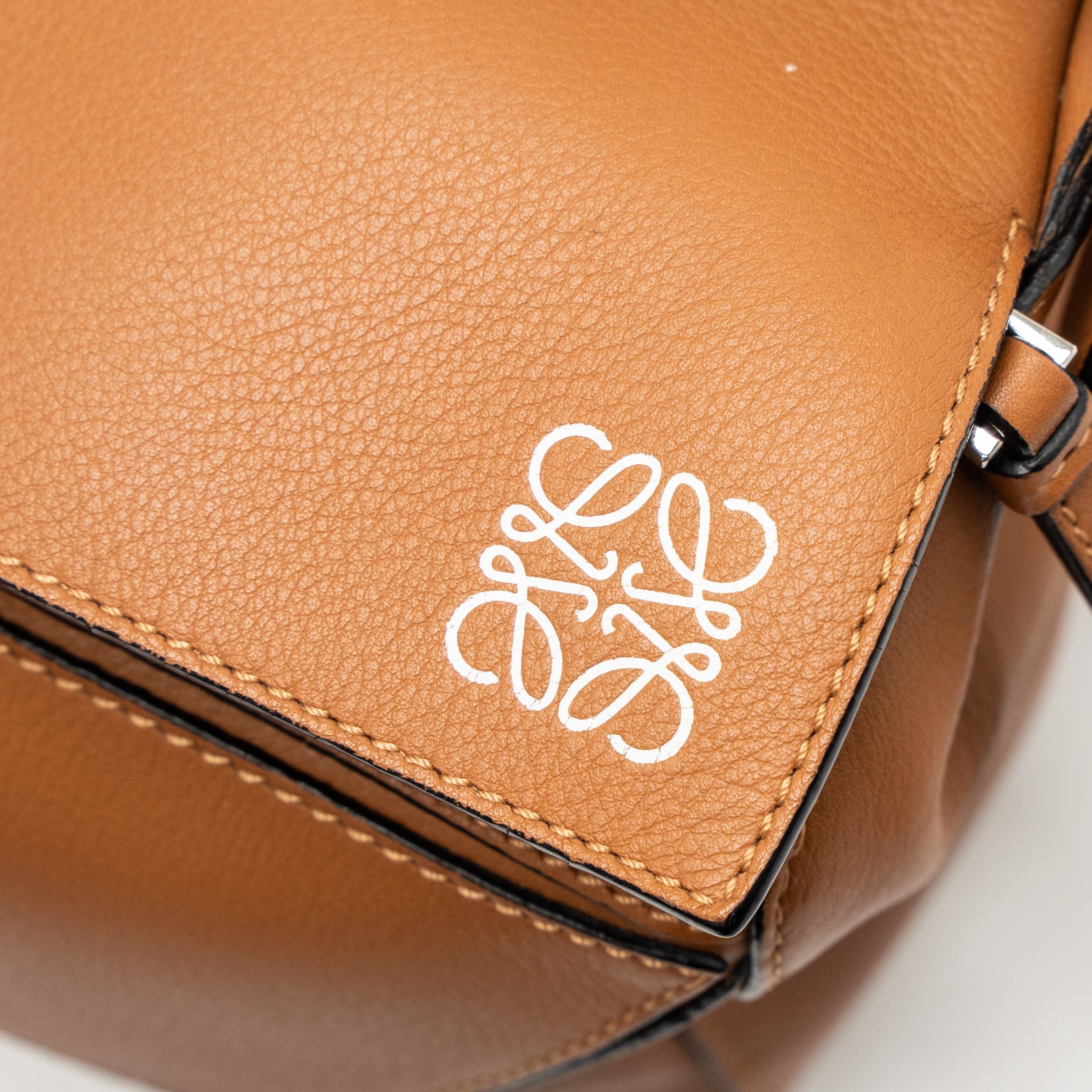 LOEWE MEDIUM PUZZLE BAG CALFSKIN TAN SHW