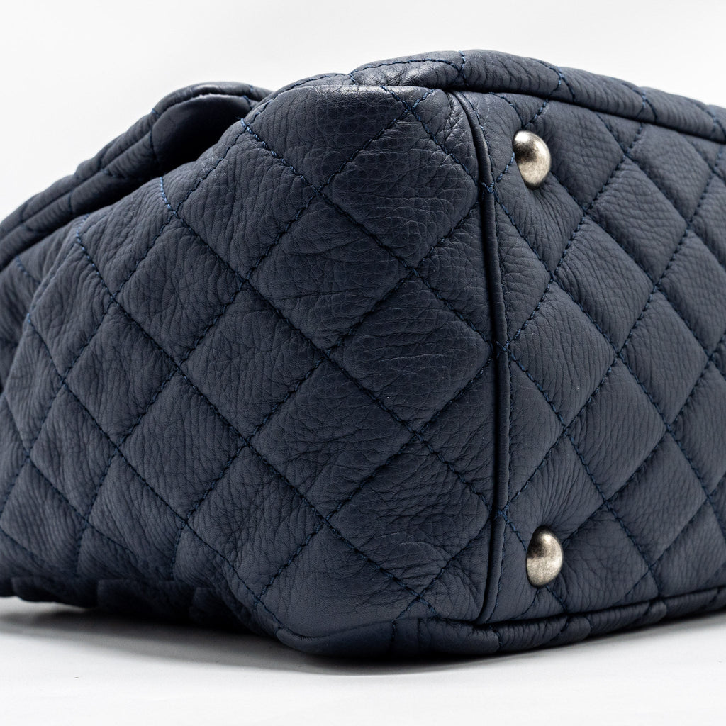 CHANEL XXL AIRLINE CLASSIC FLAP BAG GRAINED CALFSKIN DARK BLUE RUTHENIUM HARDWARE