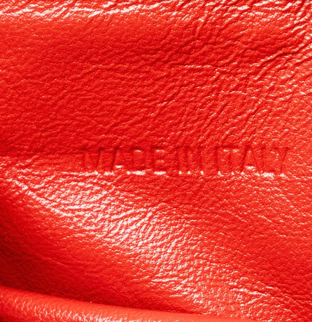 BALENCIAGA TRIANGLE DUFFLE BAG CALFSKIN BLACK SHW