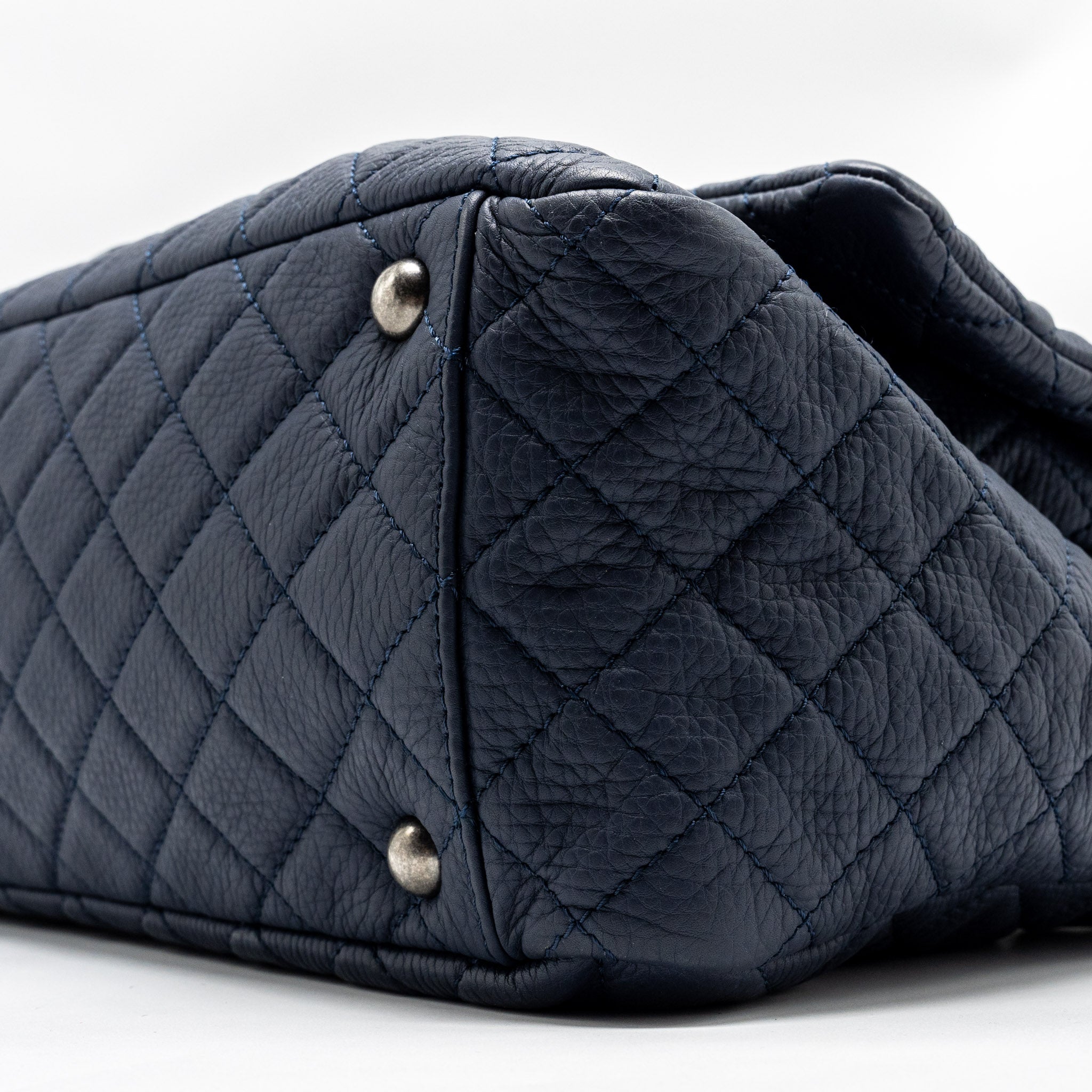 CHANEL XXL AIRLINE CLASSIC FLAP BAG GRAINED CALFSKIN DARK BLUE RUTHENIUM HARDWARE