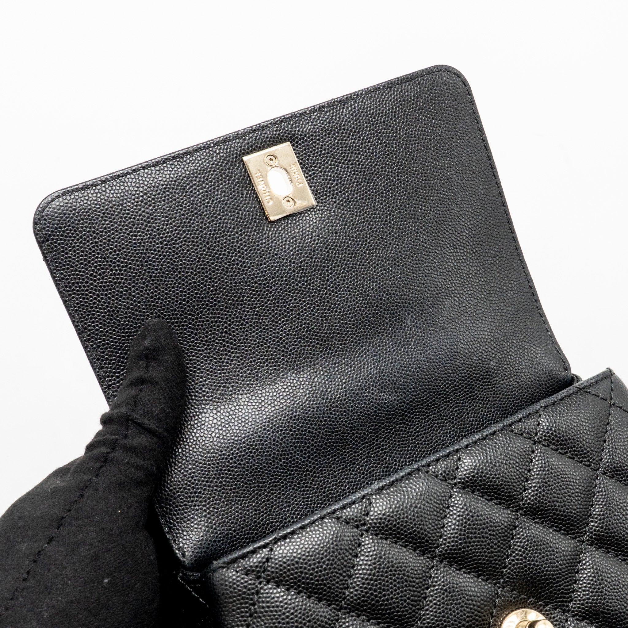 CHANEL MINI COCO HANDLE CAVIAR BLACK LGHW (MICROCHIP)