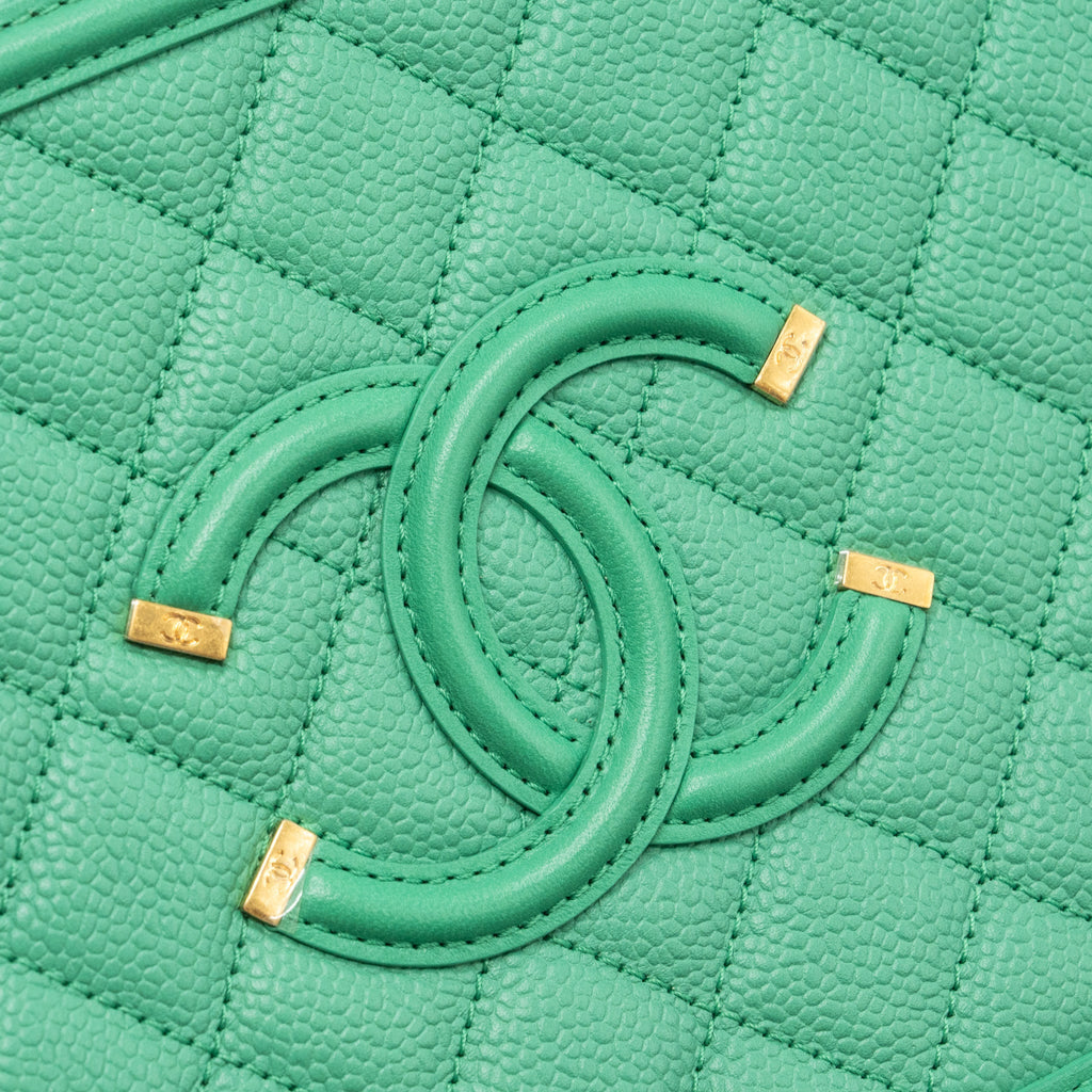 CHANEL MEDIUM FILIGREE VANITY CASE CAVIAR GREEN GHW