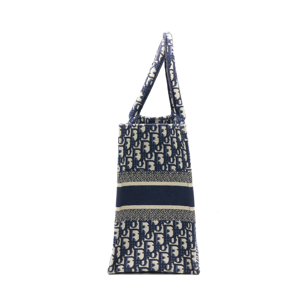 DIOR MEDIUM BOOK TOTE OBLIQUE EMBROIDERY BLUE