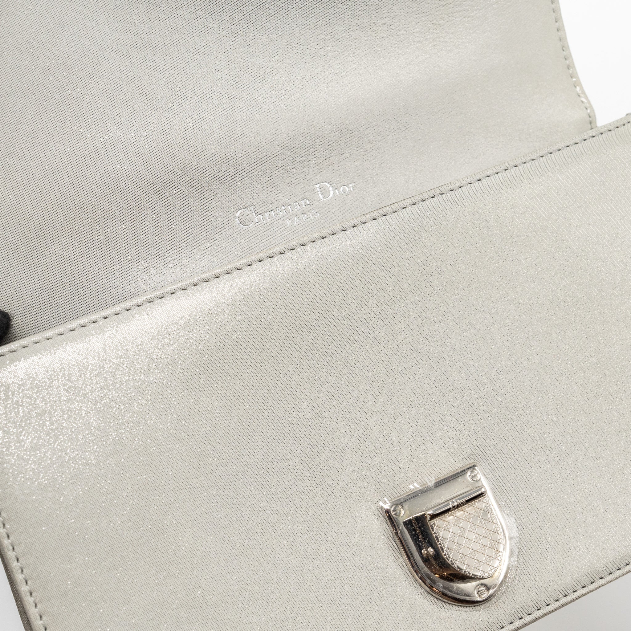 DIOR SMALL DIORAMA LEATHER IRIDESCENT PEARL GREY SHW