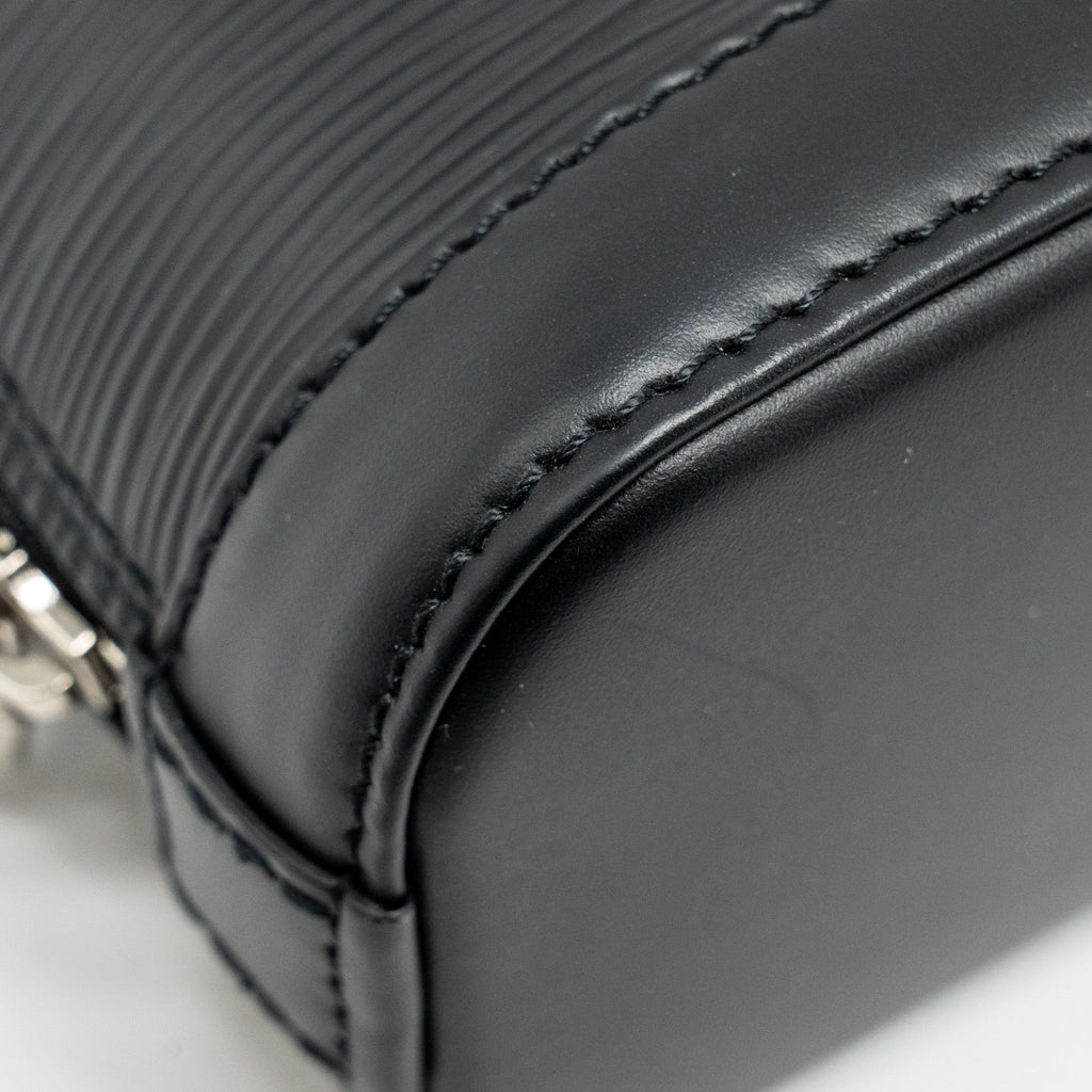 LOUIS VUITTON ALMA NANO EPI BLACK SHW