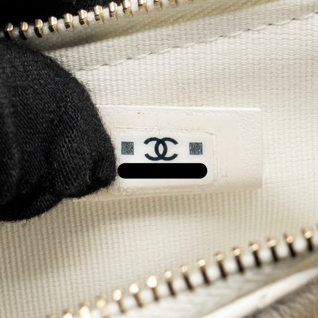 CHANEL QUILTED CC PURSE WITH CHAIN SHINY CRUMPLED LAMBSKIN WHITE GHW (MICROCHIP)