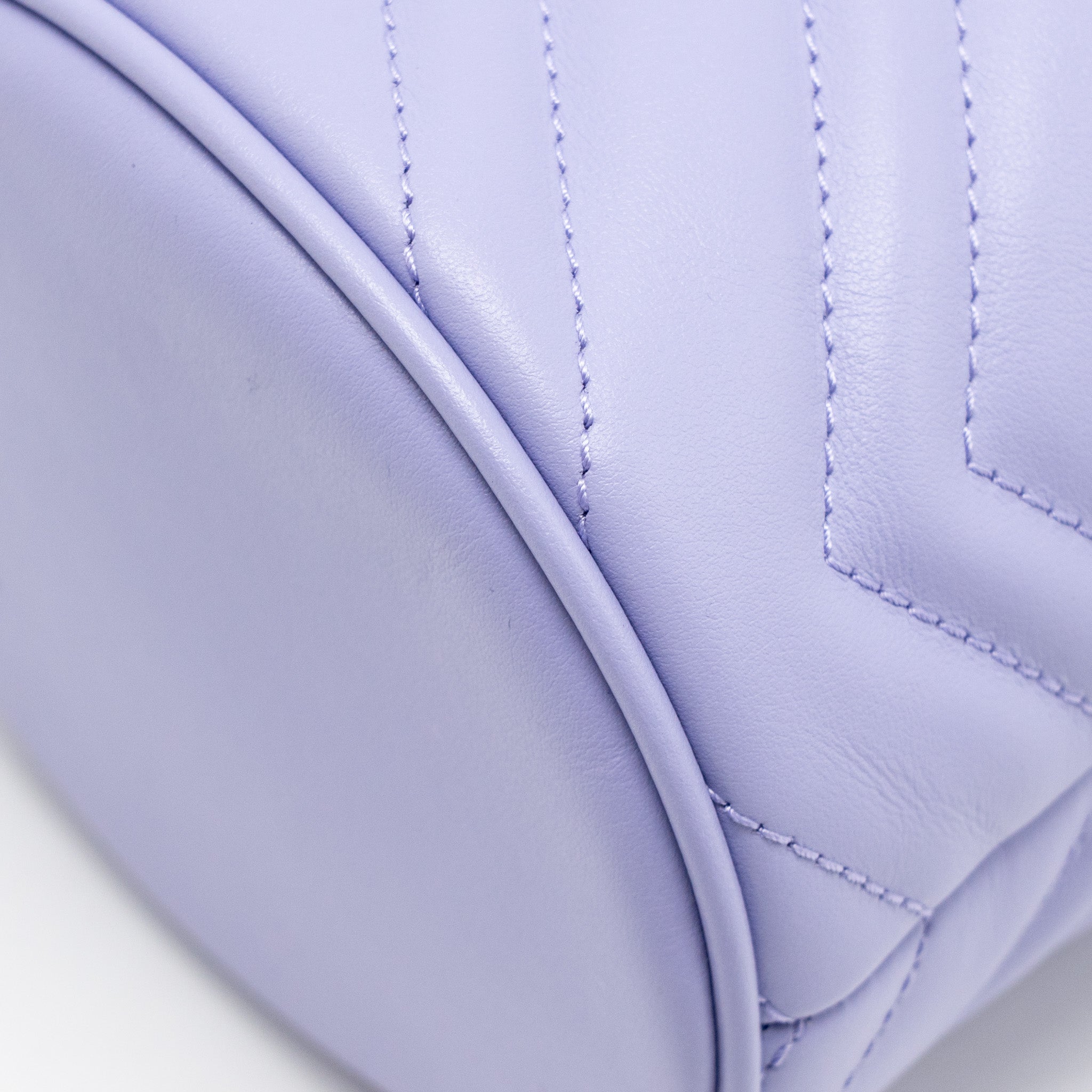 GUCCI GG MARMONT BUCKET BAG CALFSKIN LIGHT PURPLE SHW