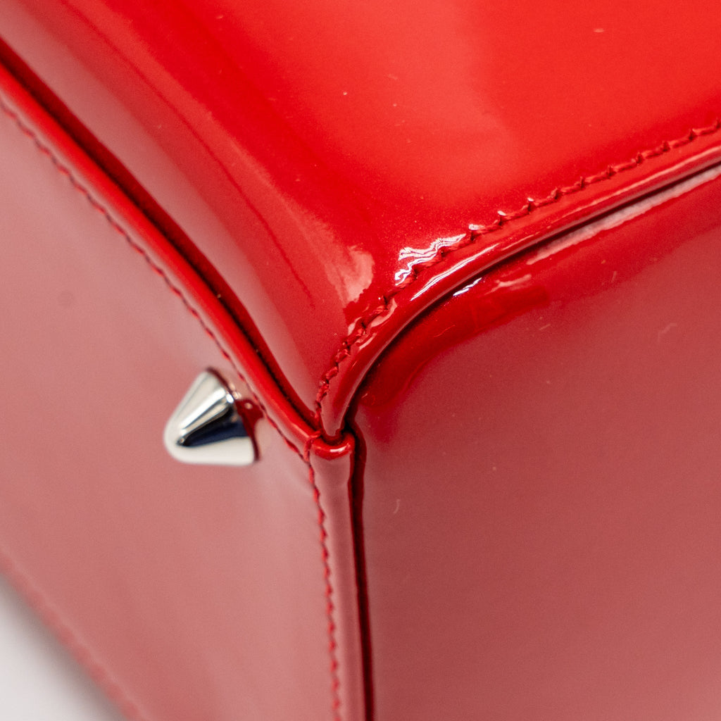 DIOR MEDIUM LADY DIOR PATENT RED SHW