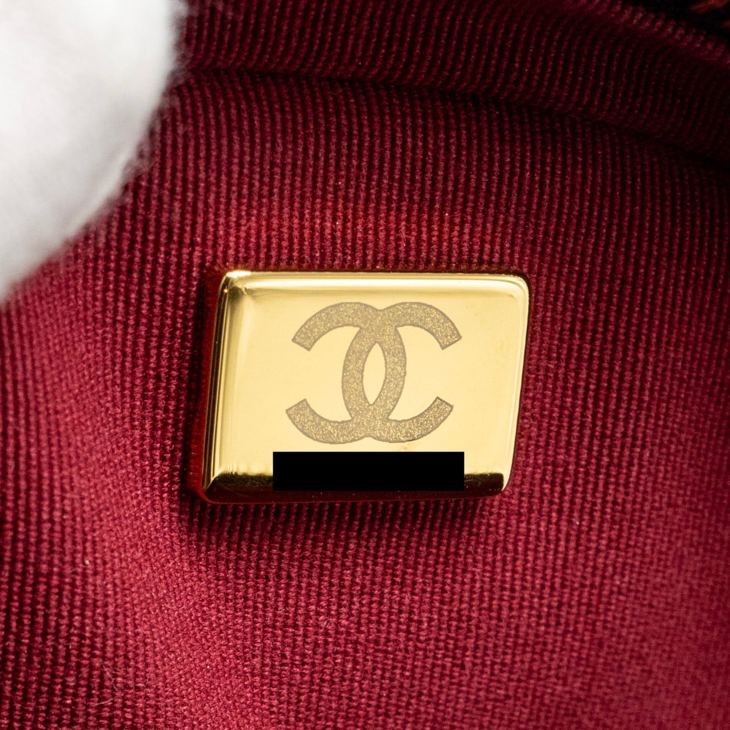 CHANEL ROUND VANITY WITH CHAIN LAMBSKIN BLACK GHW (MICROCHIP)