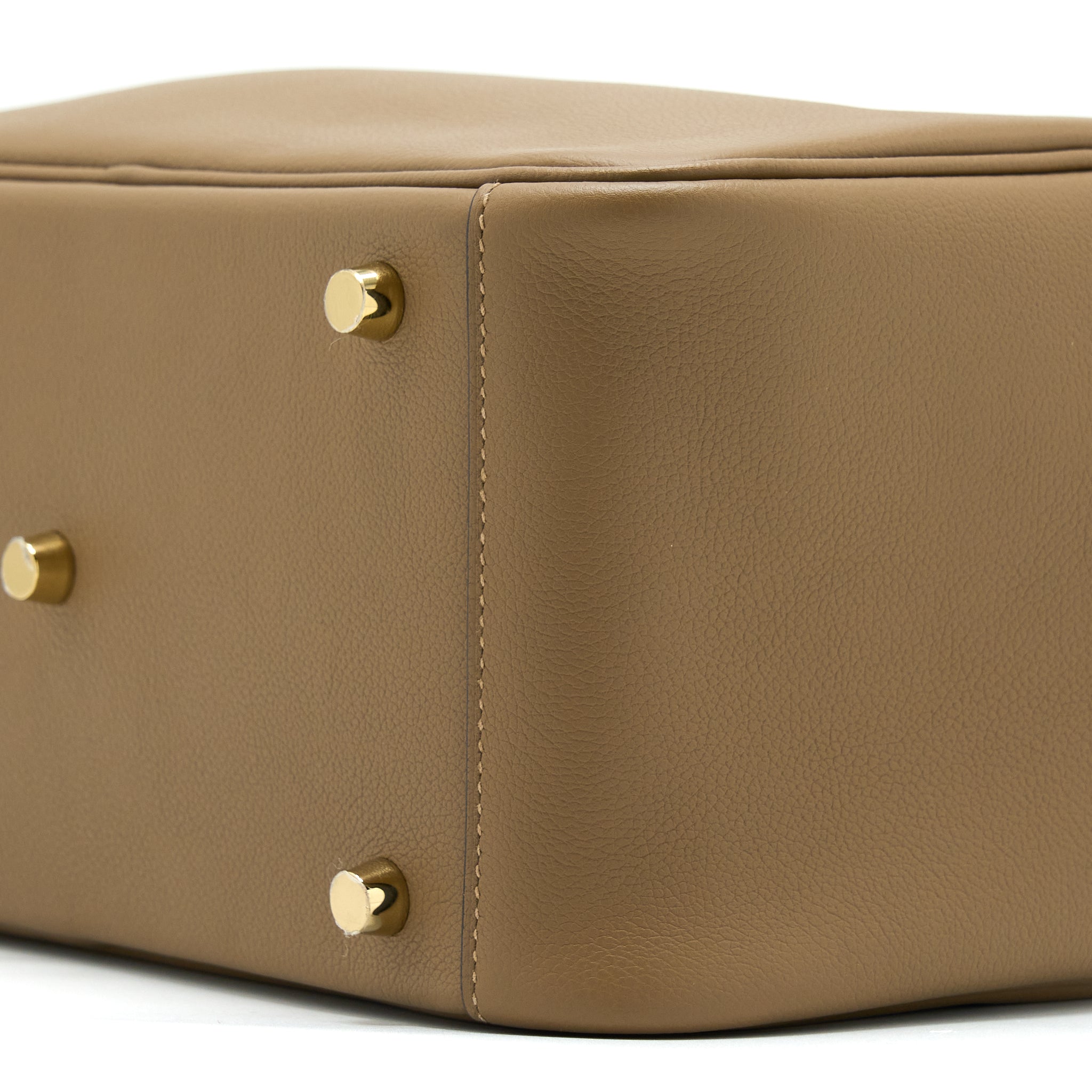 HERMES LINDY 26 EVERCOLOR BEIGE DE WEIMAR GHW