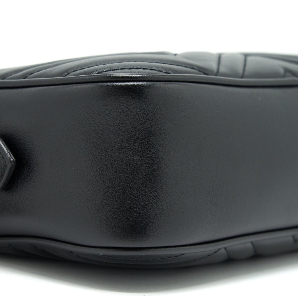 GUCCI GG MARMONT SMALL CAMERA BAG BLACK
