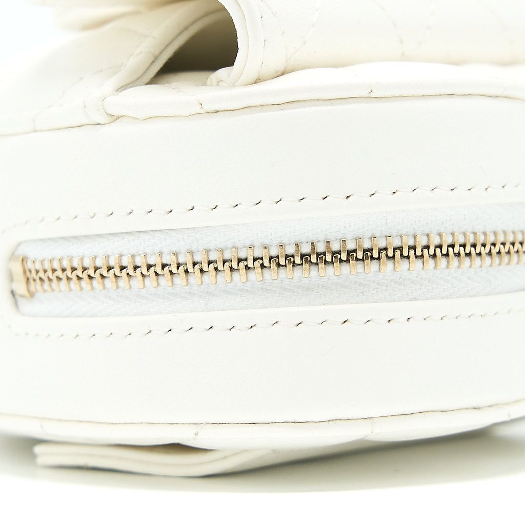CHANEL 22S HEART BELT BAG LAMBSKIN WHITE LGHW