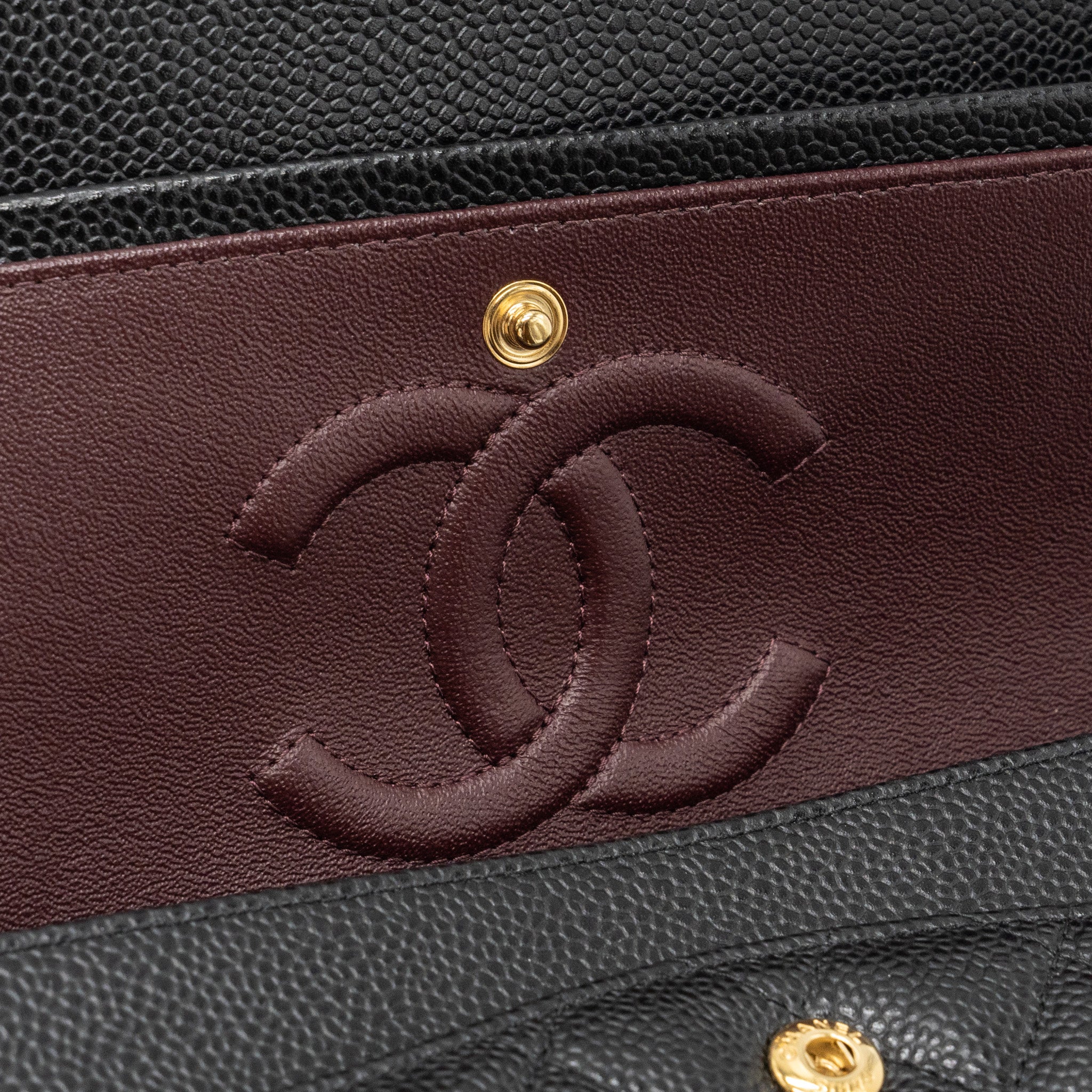 CHANEL MEDIUM CLASSIC DOUBLE FLAP BAG CAVIAR BLACK GHW
