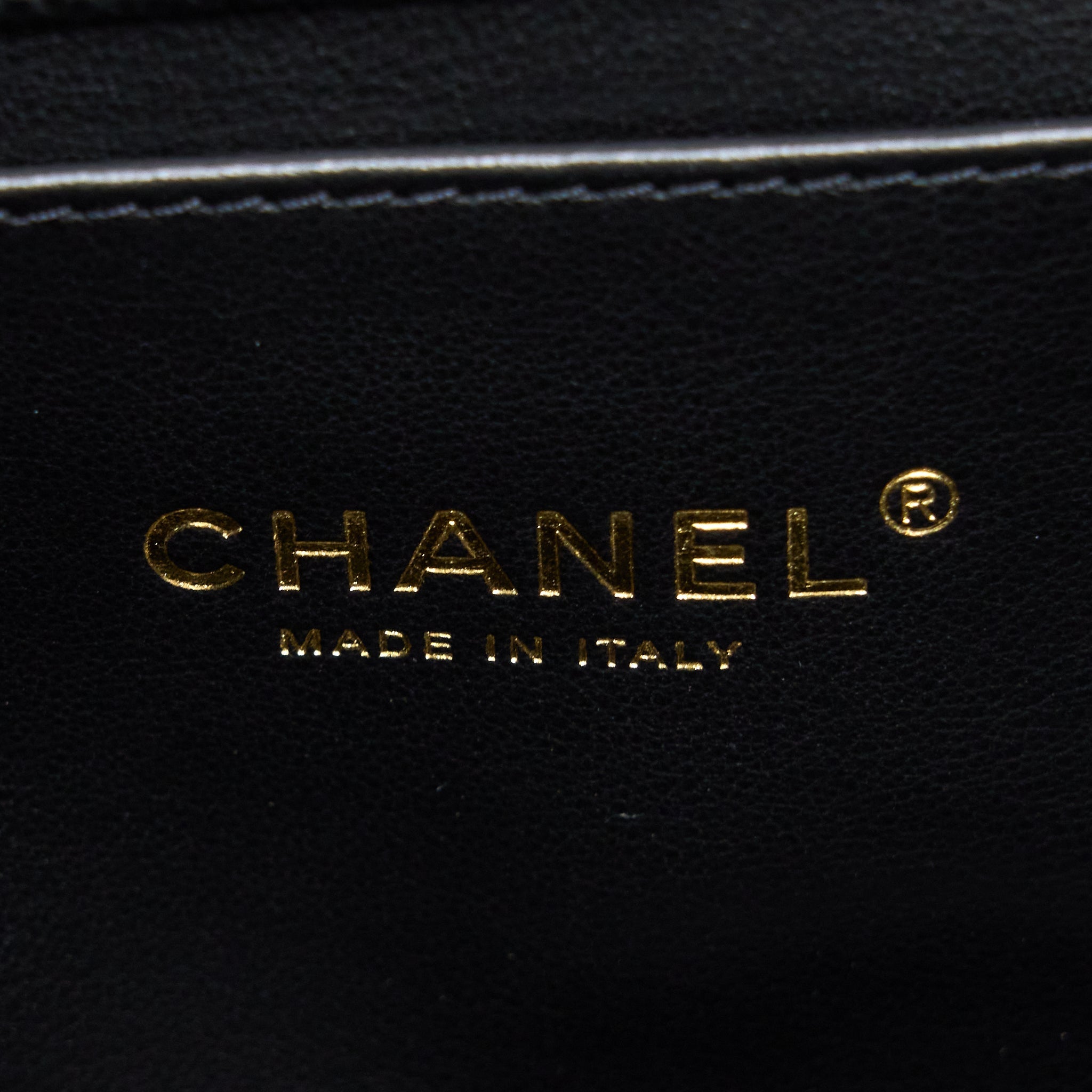 CHANEL 22K COCO FIRST FLAP BAG GRAINED CALFSKIN BLACK GHW (MICROCHIP)