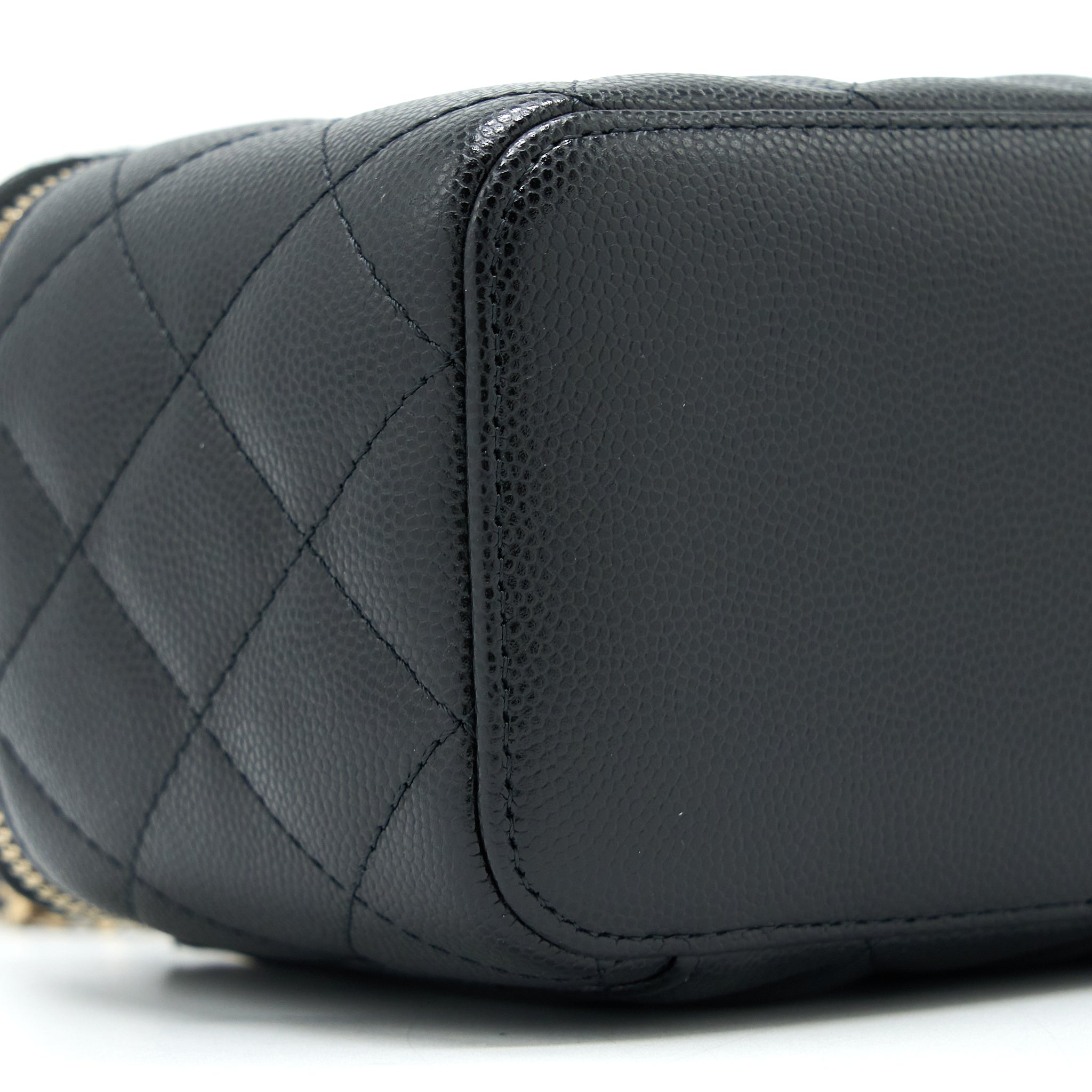 CHANEL LONG VANITY WITH CHAIN CAVIAR BLACK LGHW