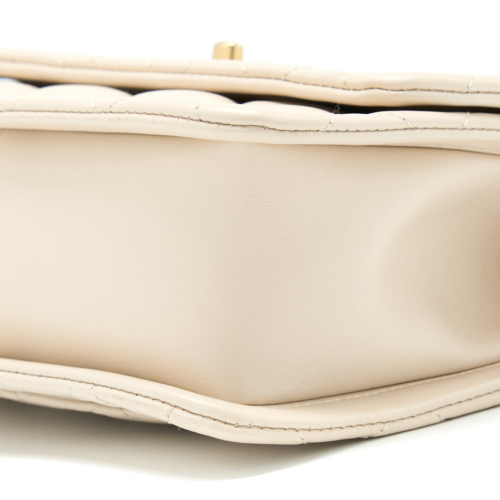 CHANEL SEASONAL FLAP BAG BEIGE LGHW