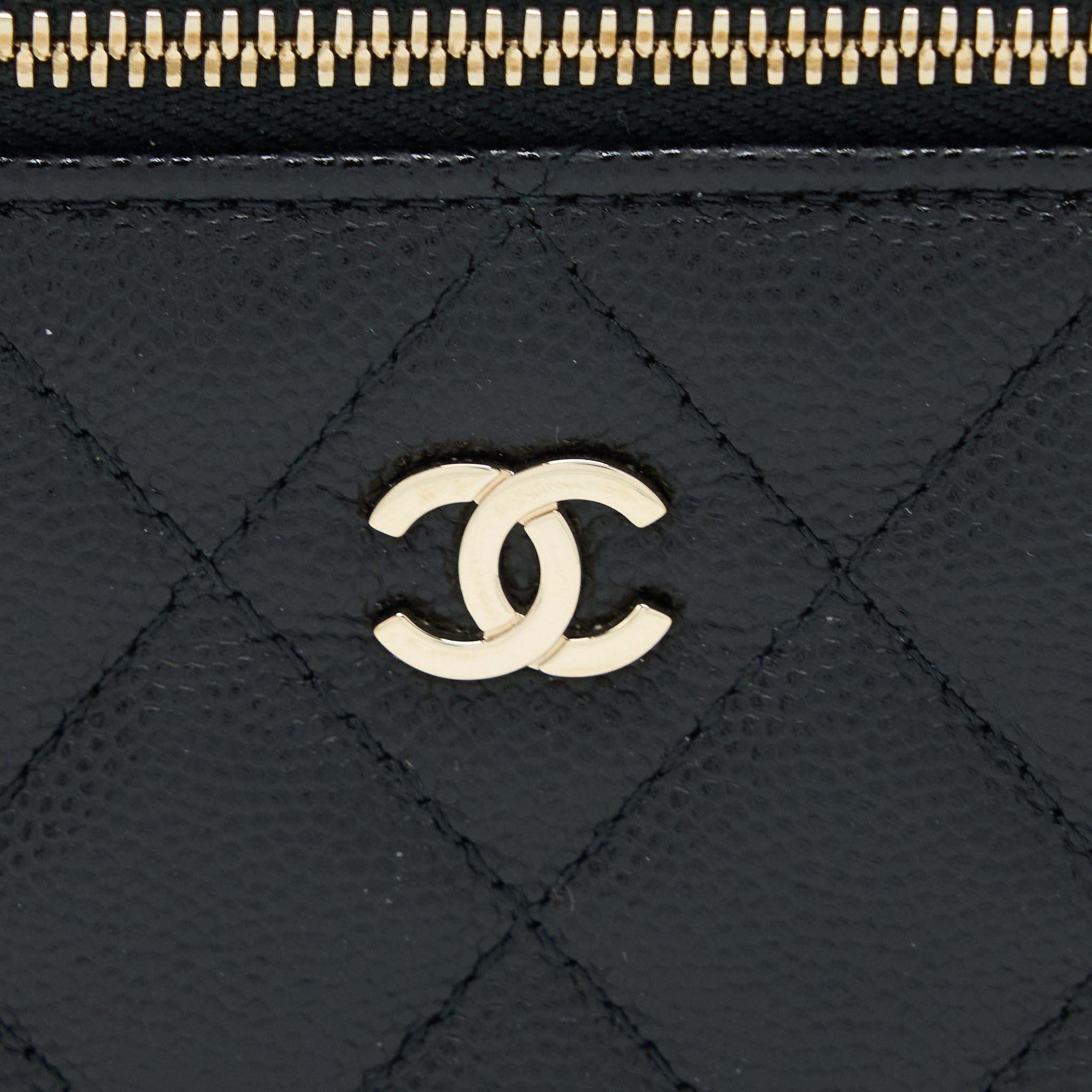 CHANEL LONG VANITY WITH CHAIN CAVIAR BLACK LGHW