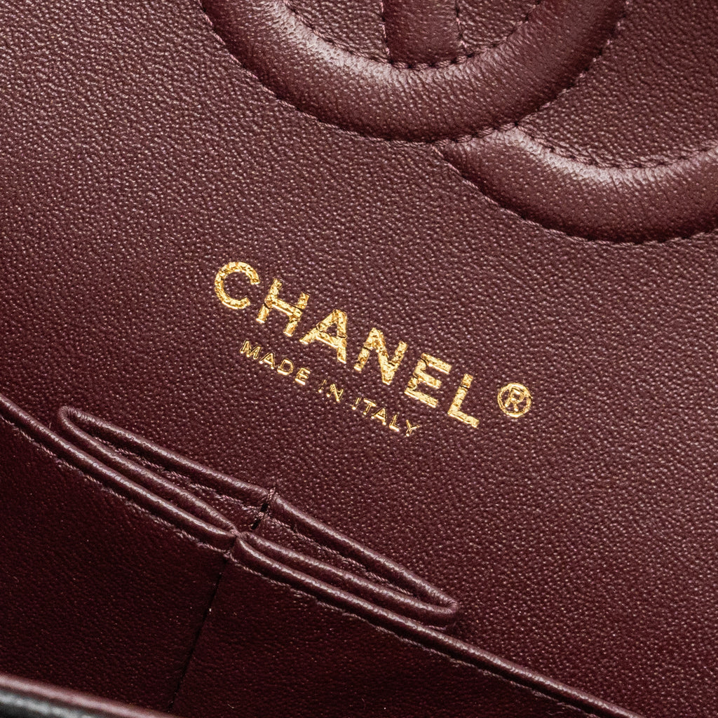 CHANEL MEDIUM CLASSIC DOUBLE FLAP BAG CAVIAR BLACK GHW