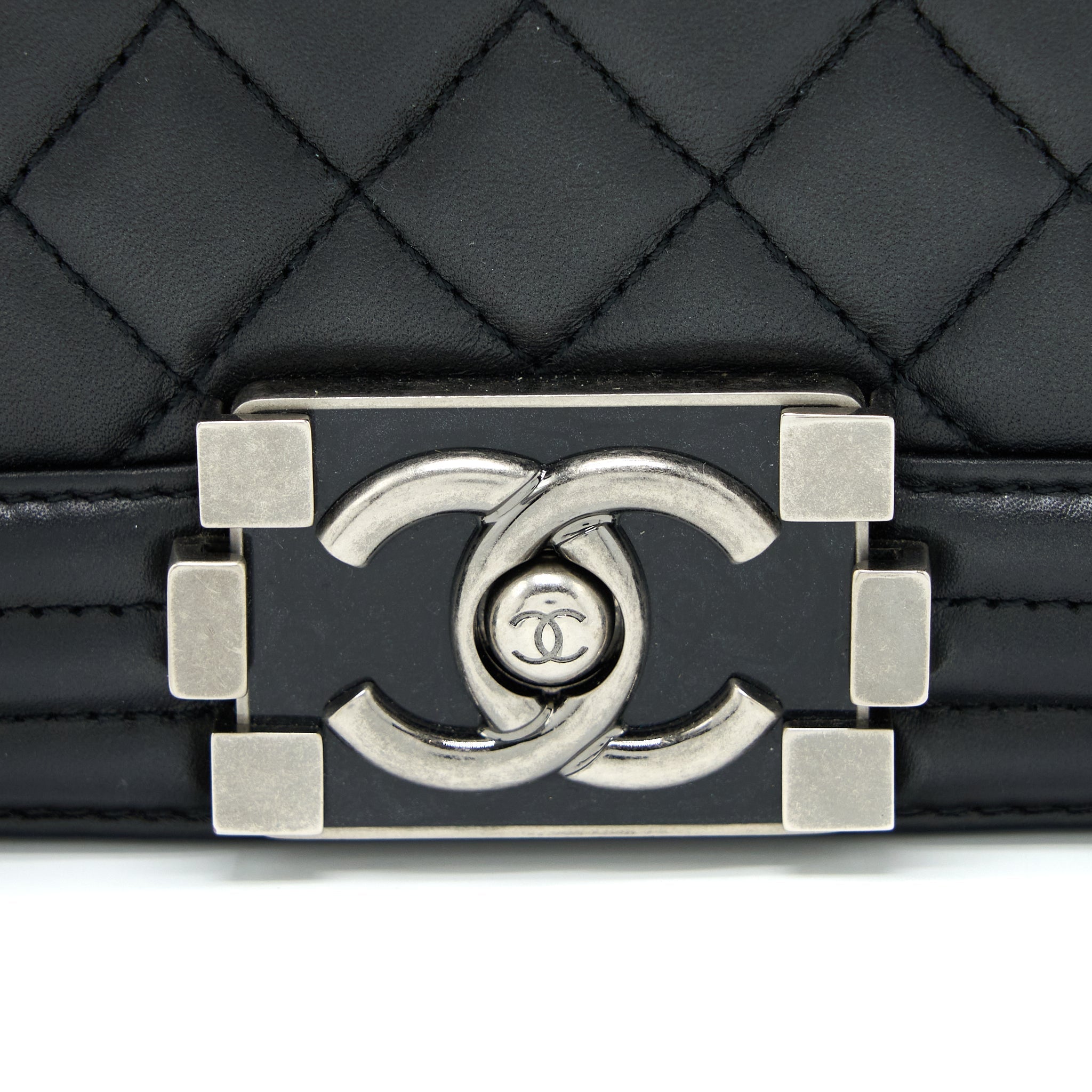 CHANEL MEDIUM BOY BAG LAMBSKIN BLACK RUTHENIUM SHW