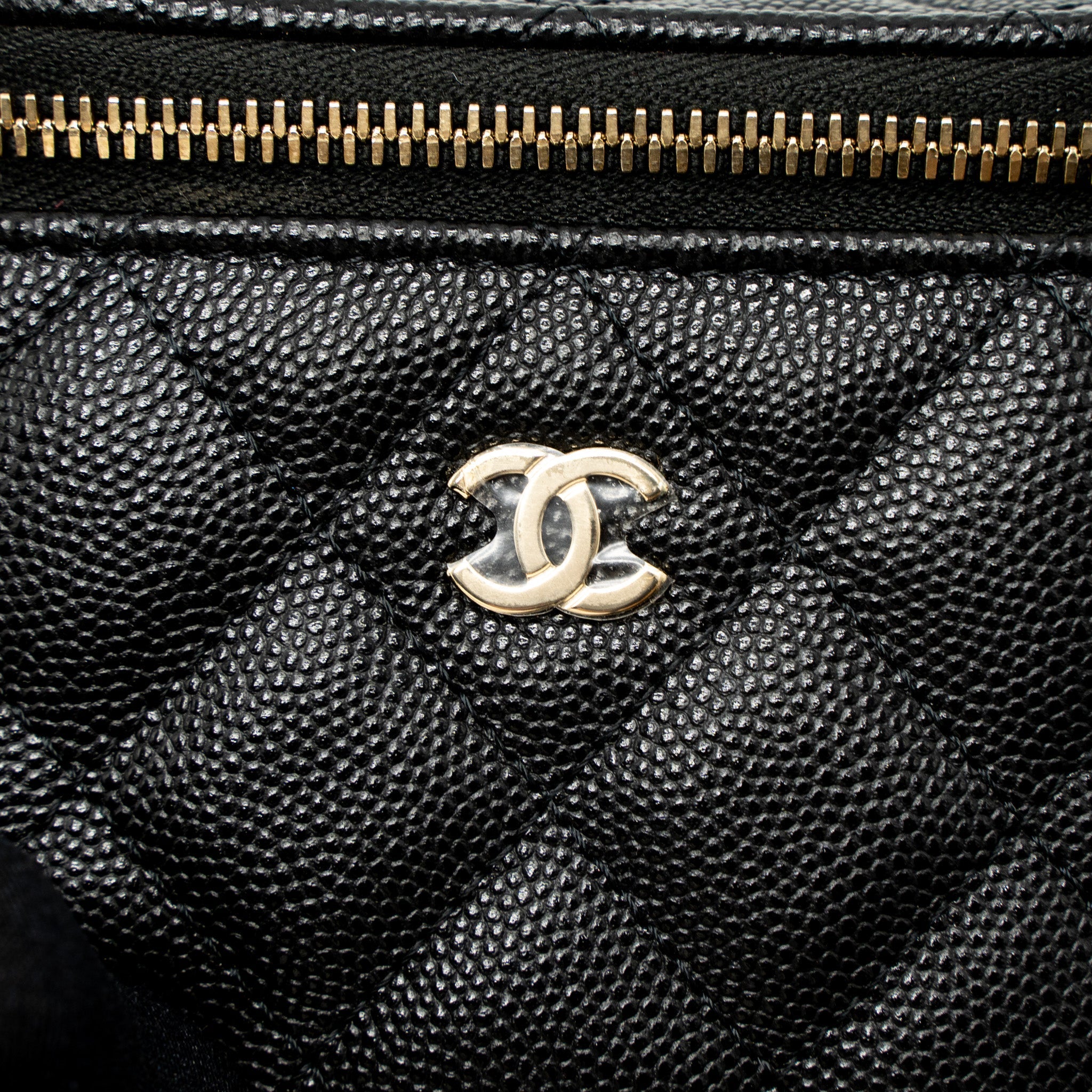 CHANEL MINI VANITY WITH CHAIN CAVIAR BLACK LGHW (MICROCHIP)