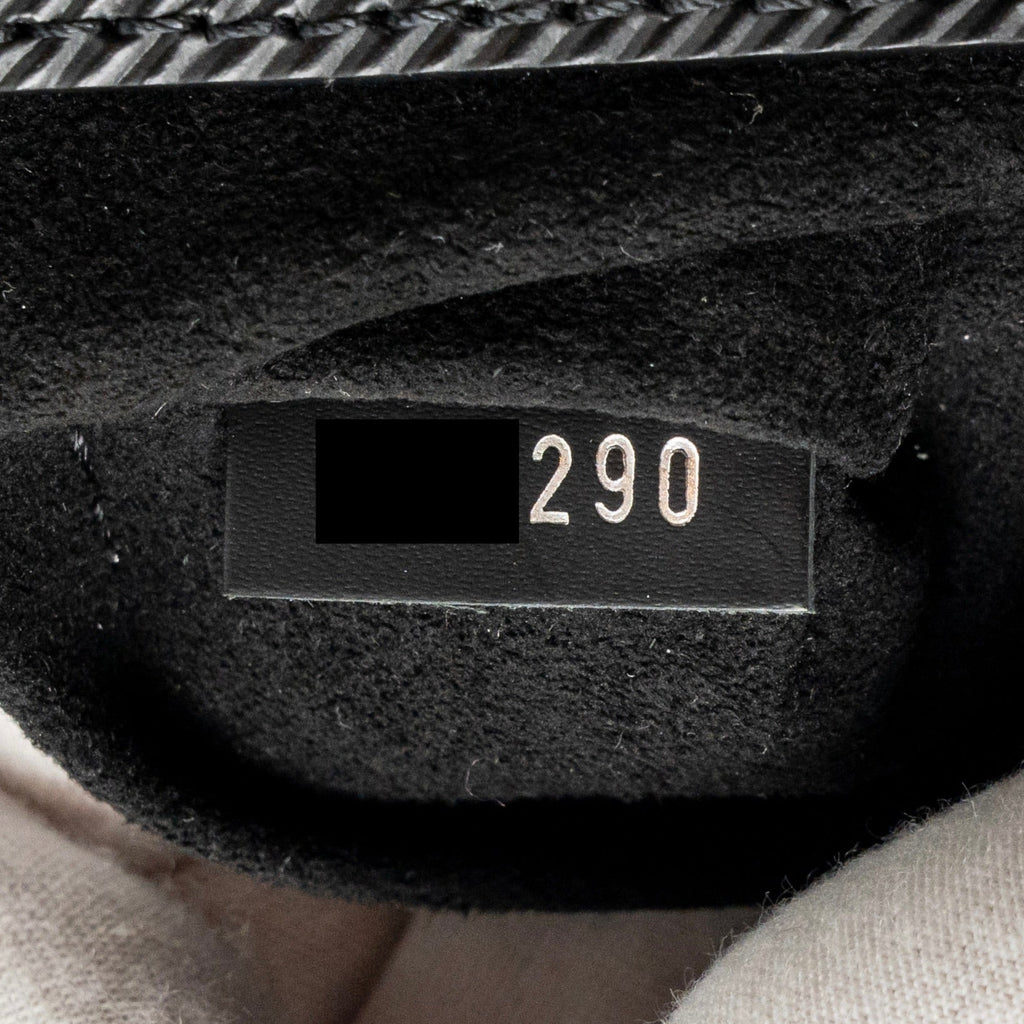 LOUIS VUITTON TWIST PM EPI LEATHER BLACK SHW