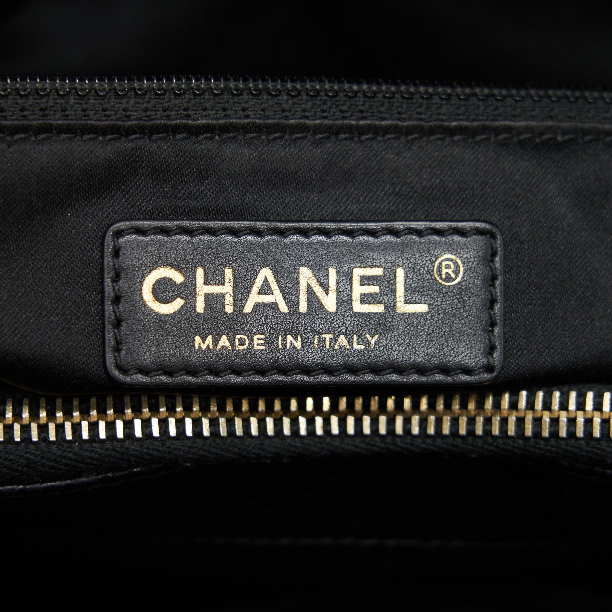 CHANEL GRAND SHOPPING BAG BLACK GHW