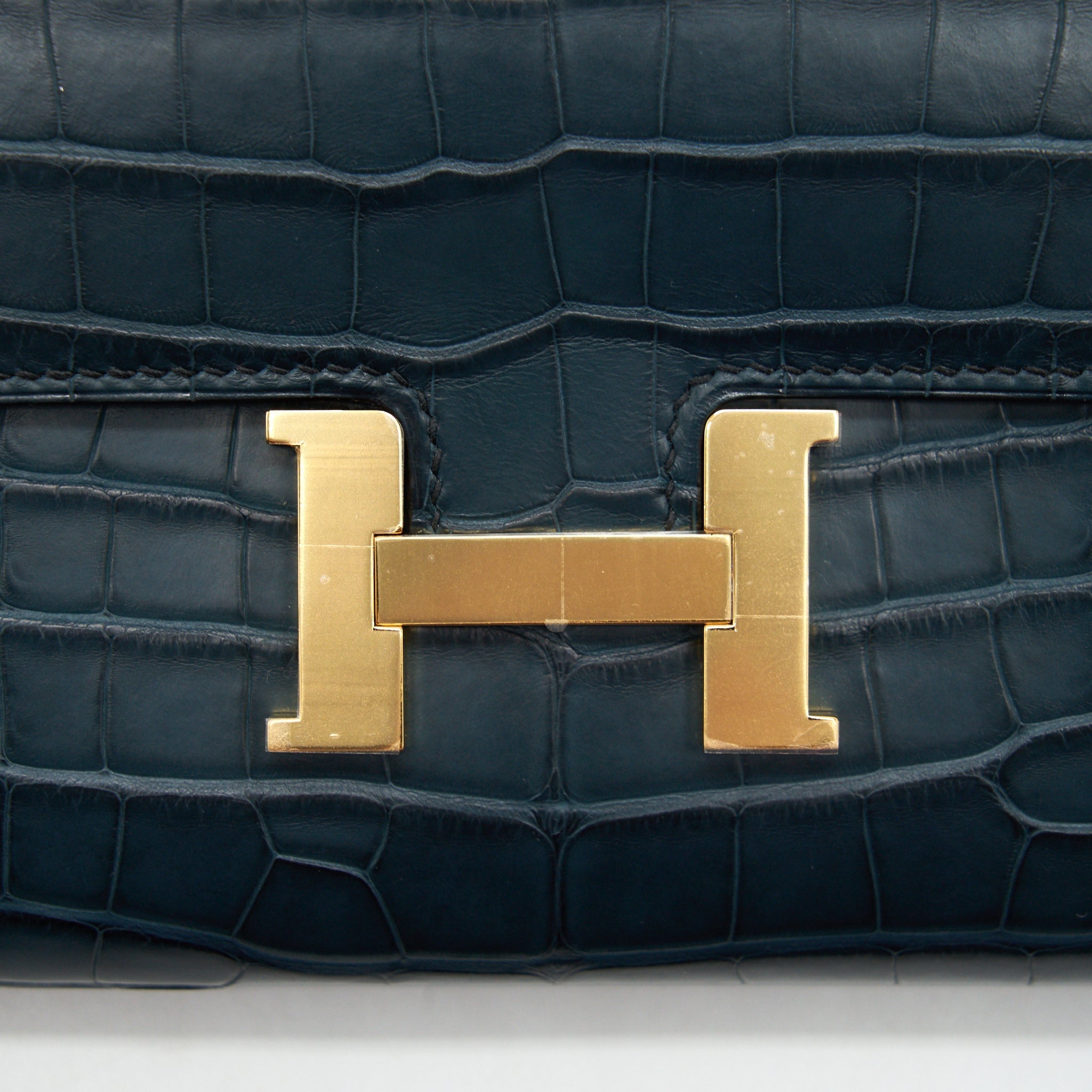 HERMES CONSTANCE LONG WALLET ALLIGATOR VERT ROUSSEAU GHW