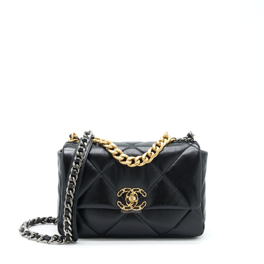 CHANEL SMALL 19 BAG LAMBSKIN BLACK GHW (MICROCHIP)